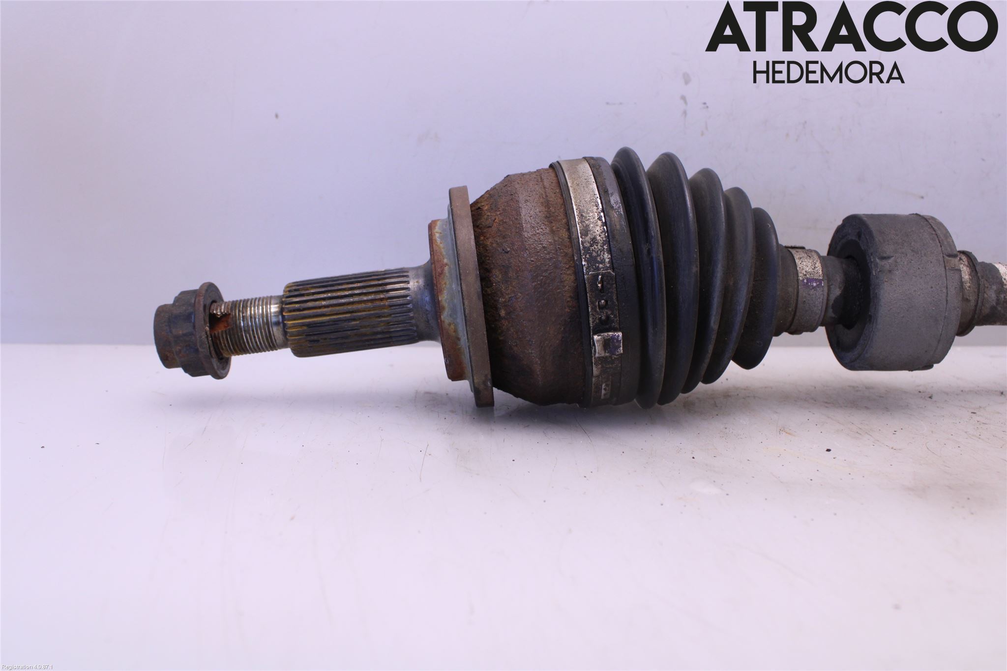 Toyota AURIS 13-19 Drivaxel Fram Vänster