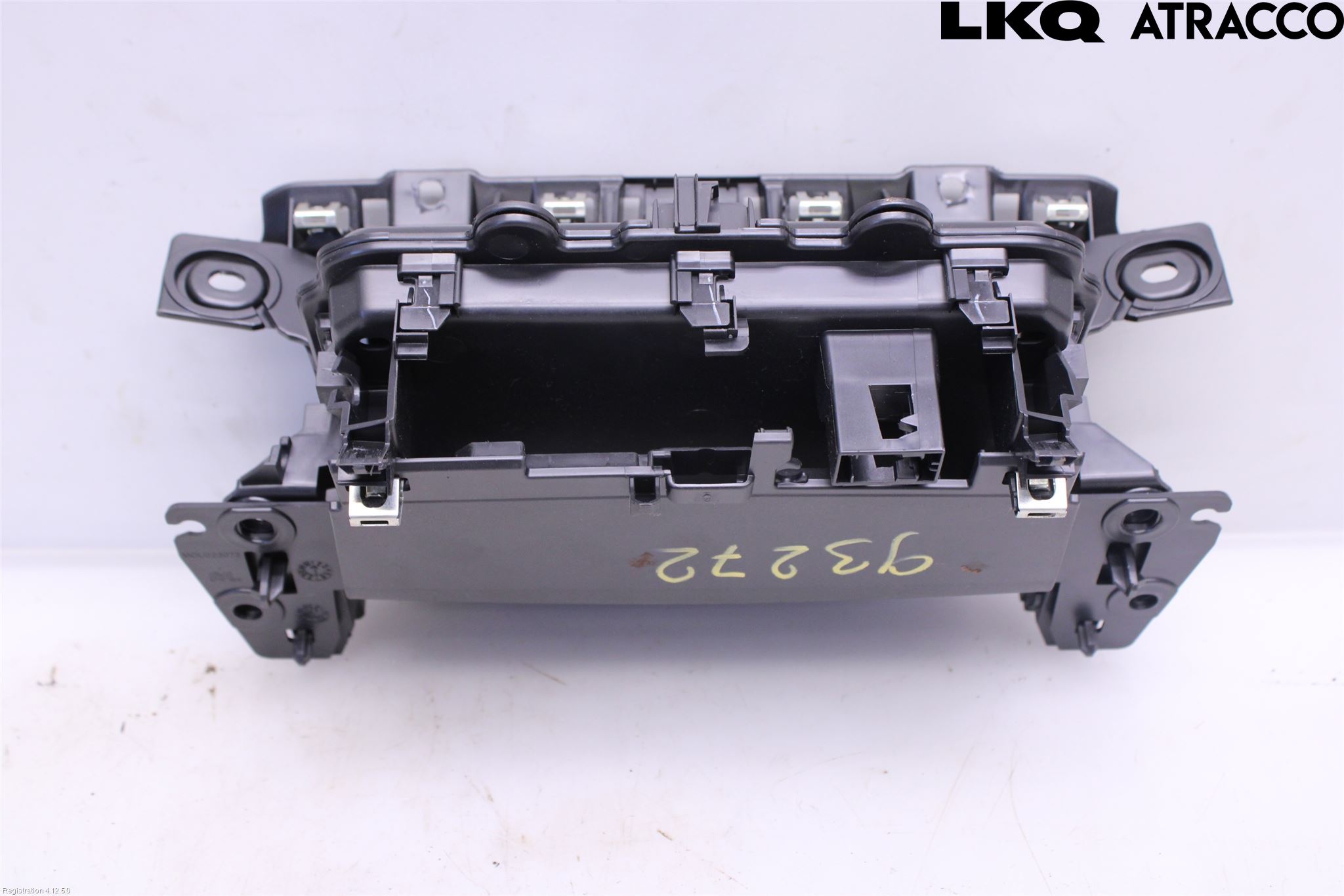 Peugeot 208/E-208 20- Instrumentbräda Förvaringsfack