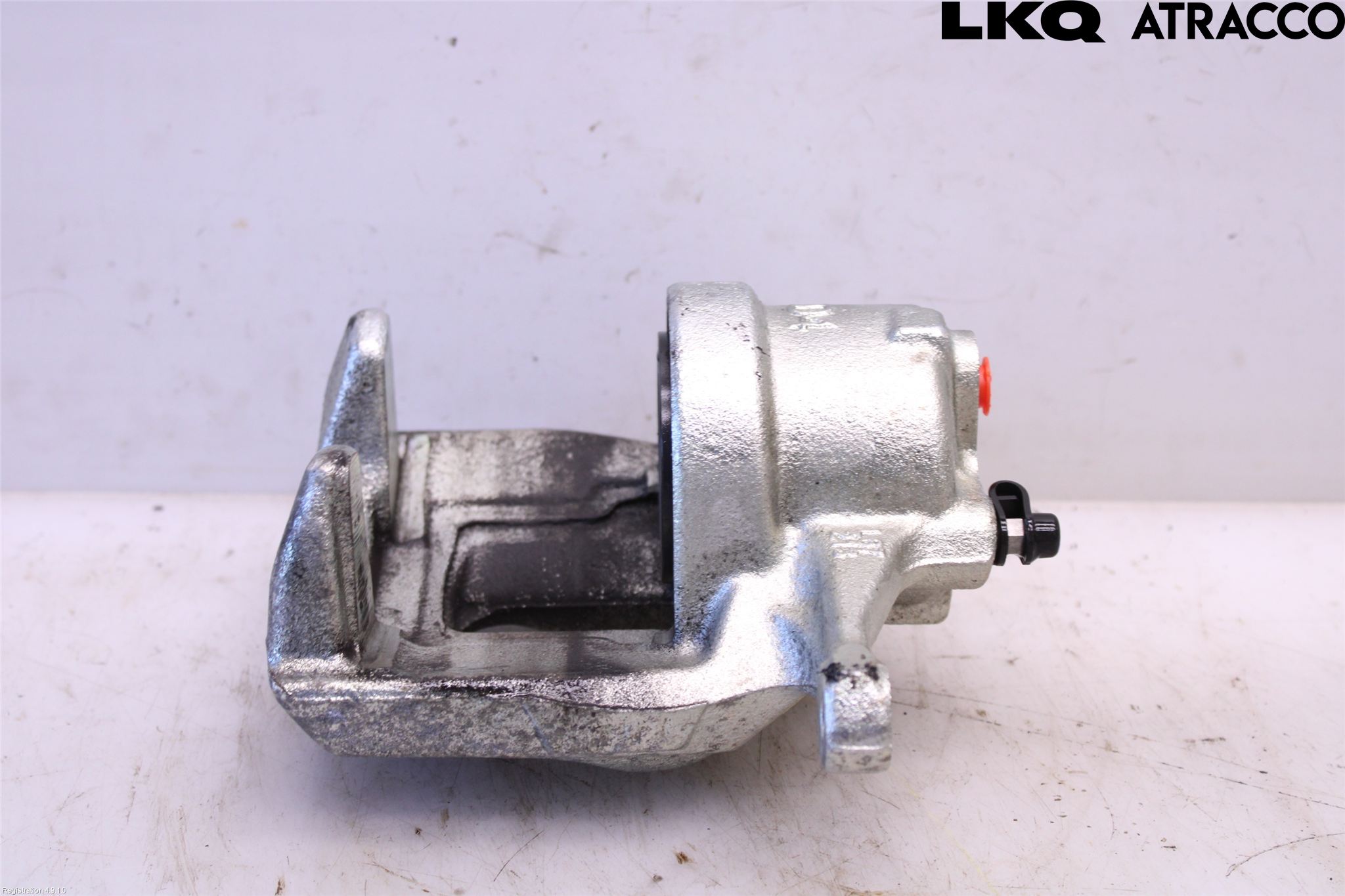 Toyota C-HR 24- Bromsok Fram Höger