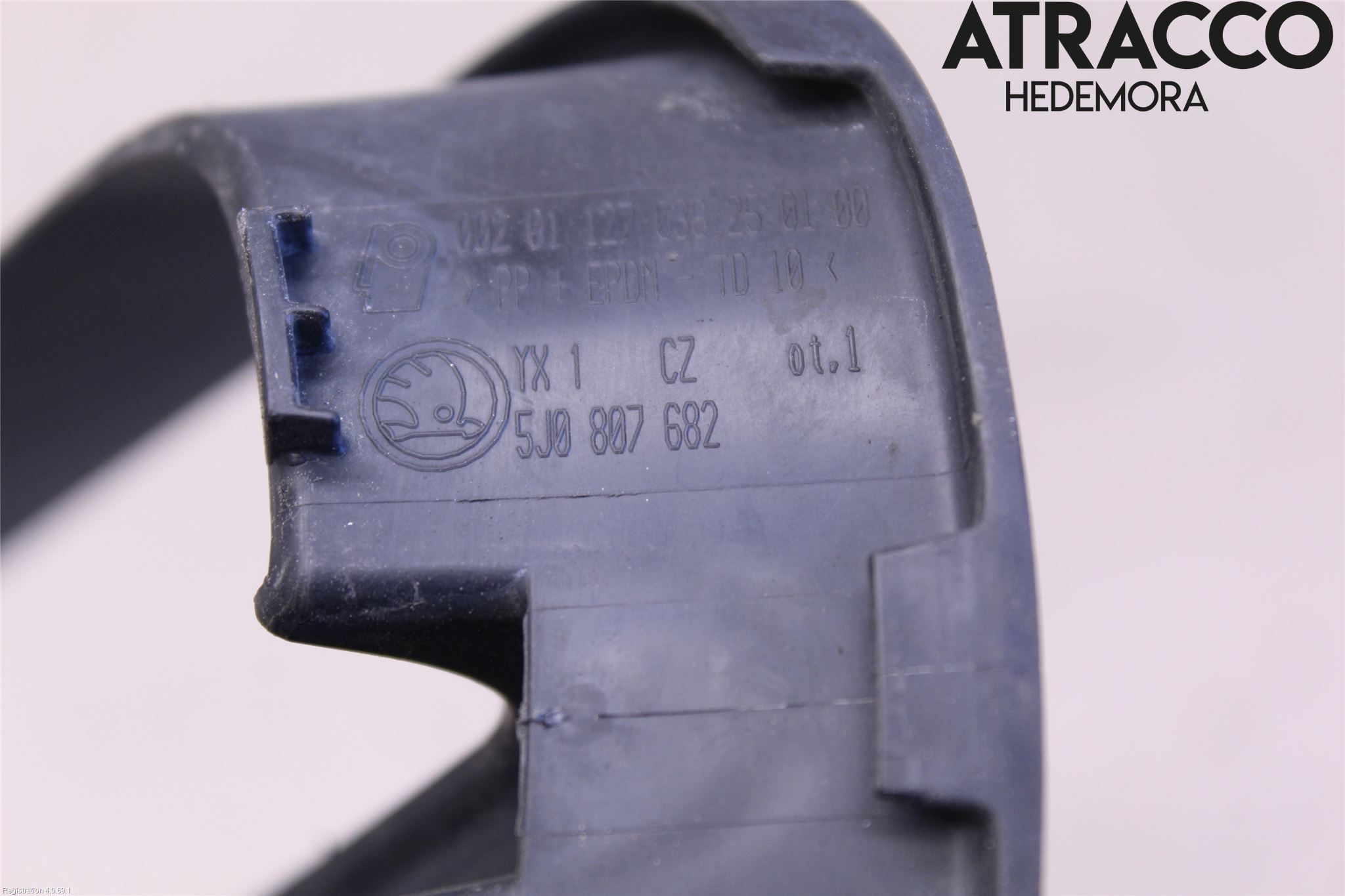 Skoda FABIA 07-14 Dimljussarg Fram