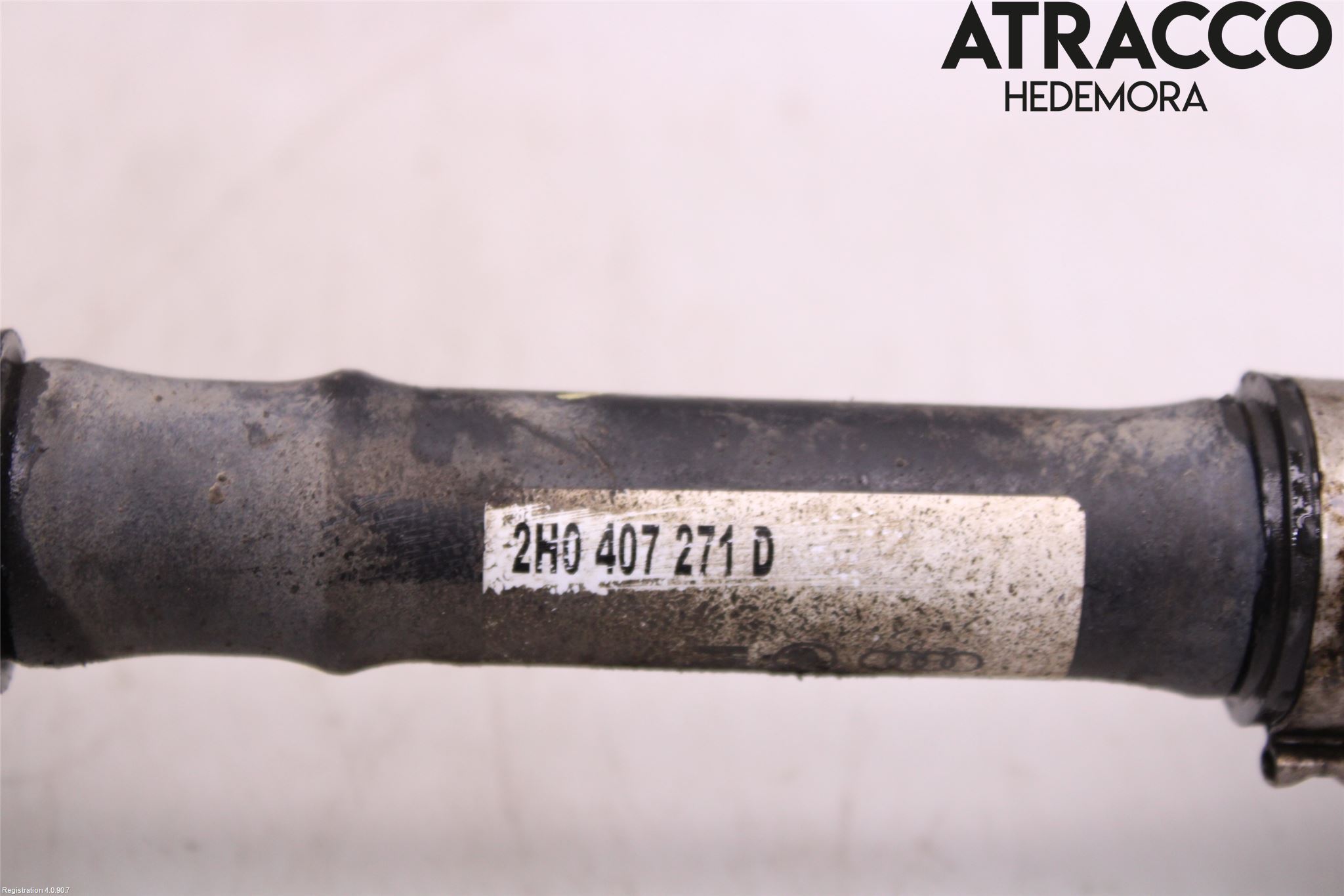 Volkswagen VW AMAROK 2H 10-22 Drivaxel Fram Höger
