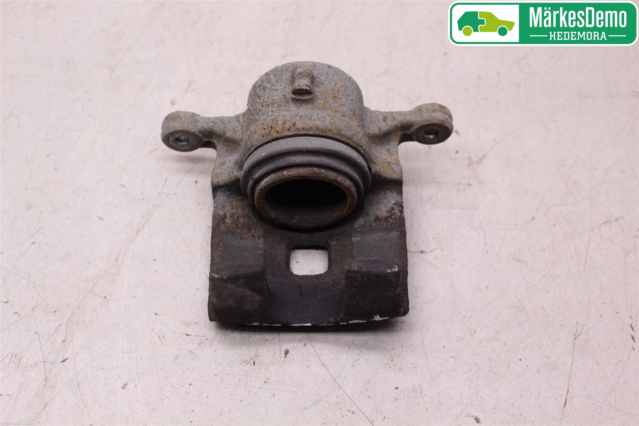 Ford FIESTA 13-17 Bromsok Fram Höger