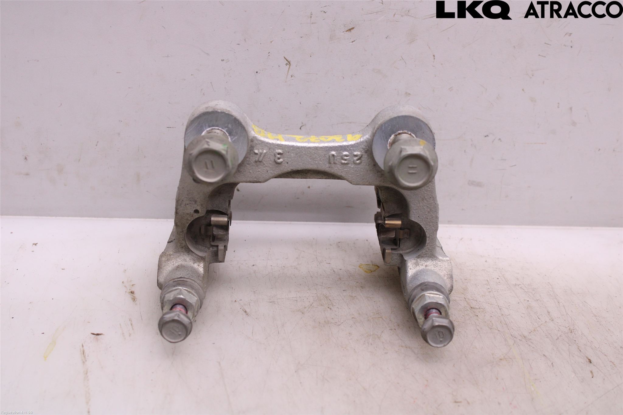 Toyota RAV4 19- Bromsokshållare