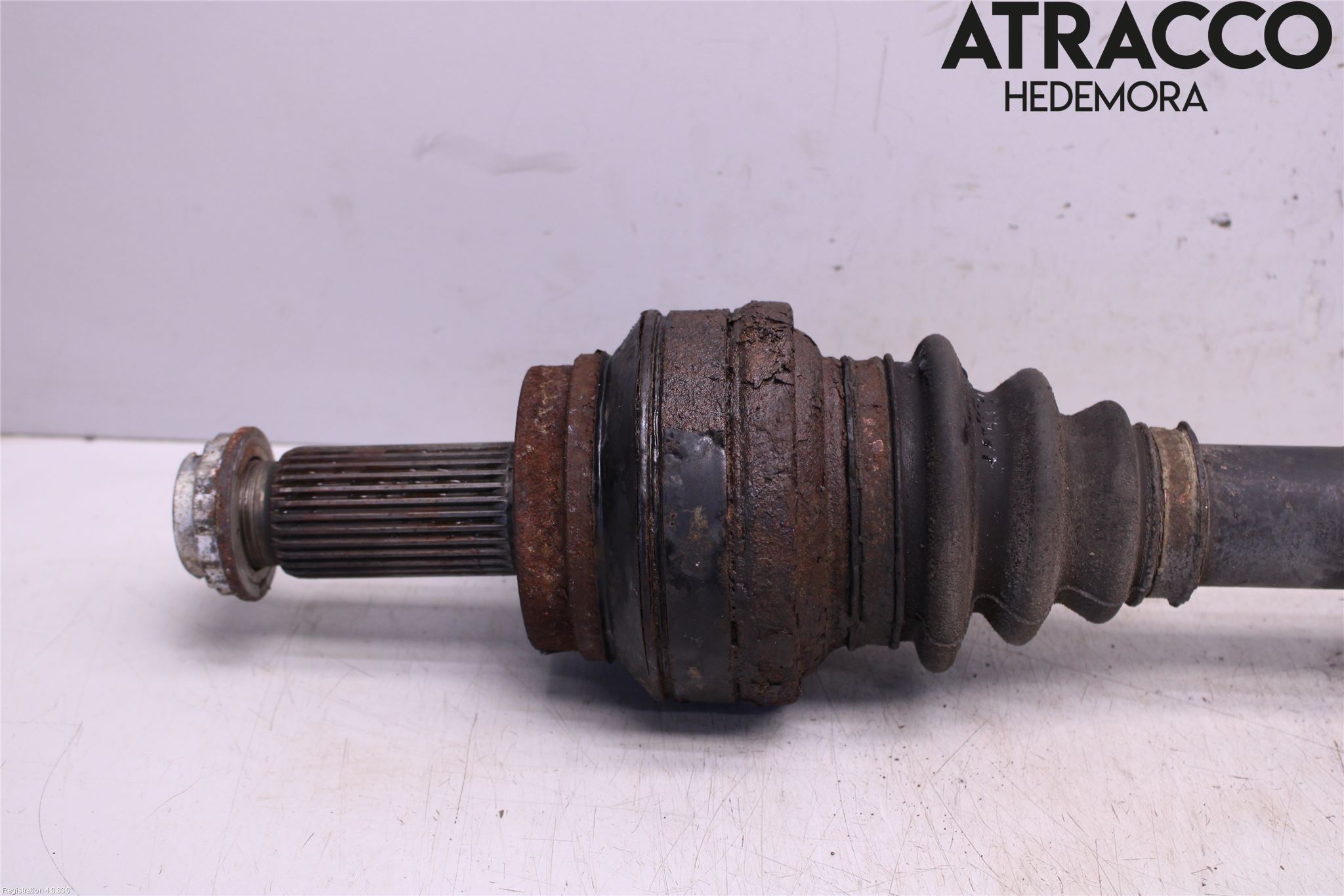 BMW X5 F15 13-18 Drivaxel Bak Vänster