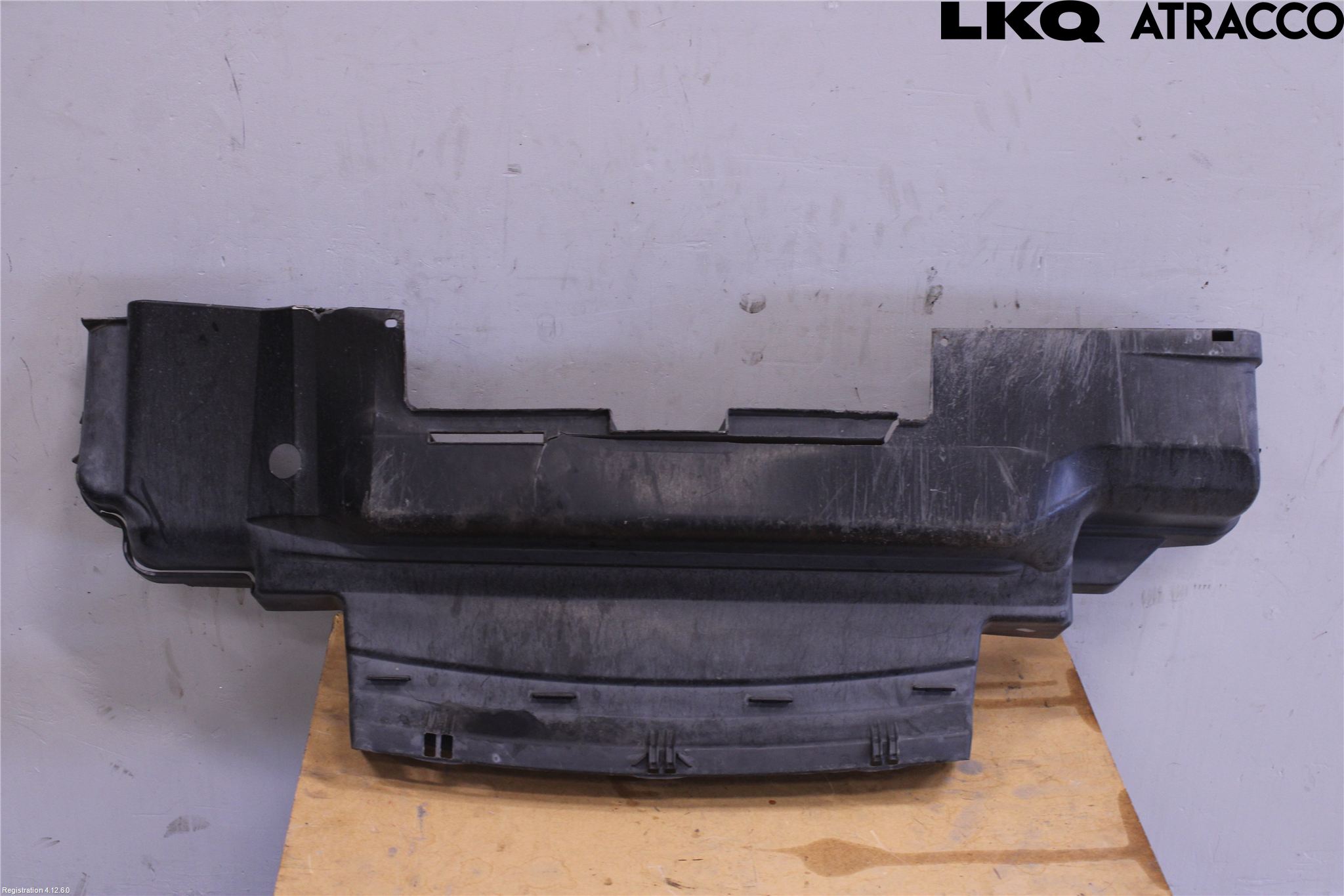Volvo S70/V70/XC  97-00 Deflektor Plåt-Plast Kylning