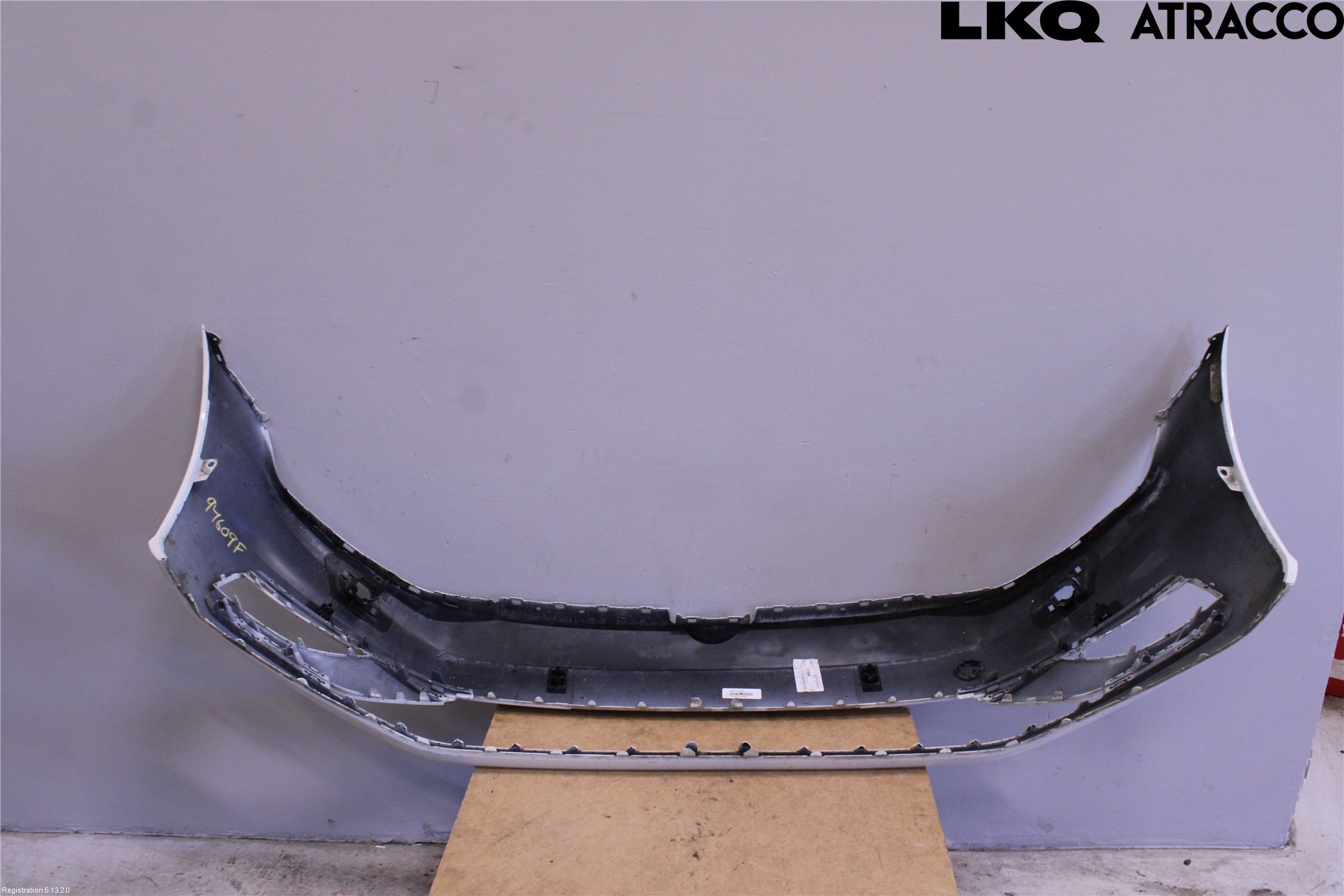 Volkswagen VW GOLF / E-GOLF VII 13-20 Stötfångarbeklädnad Fram