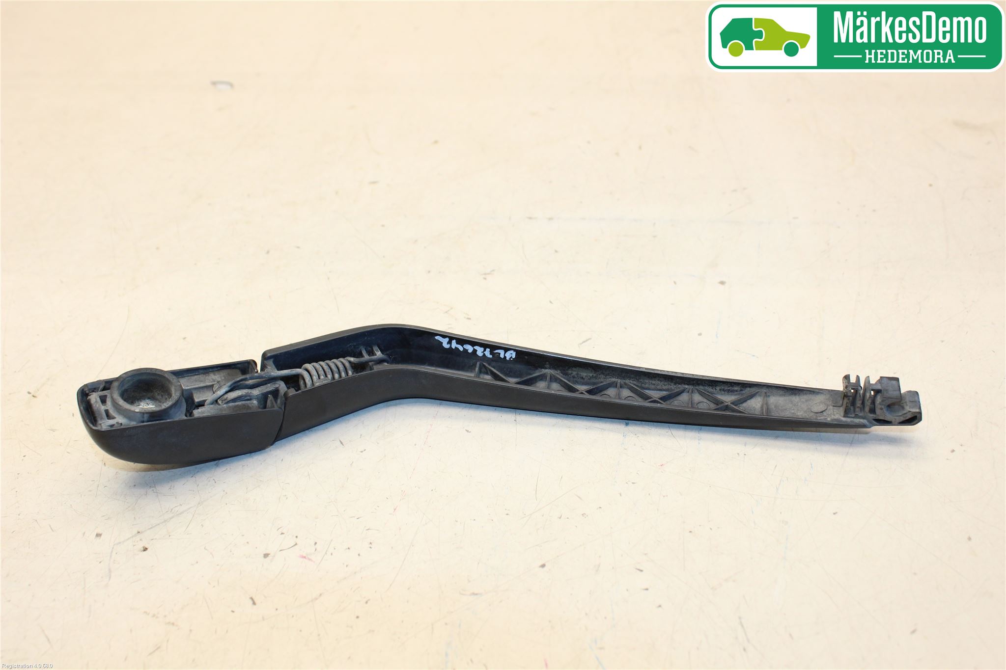 Fiat FREEMONT Torkararm-Bakruta