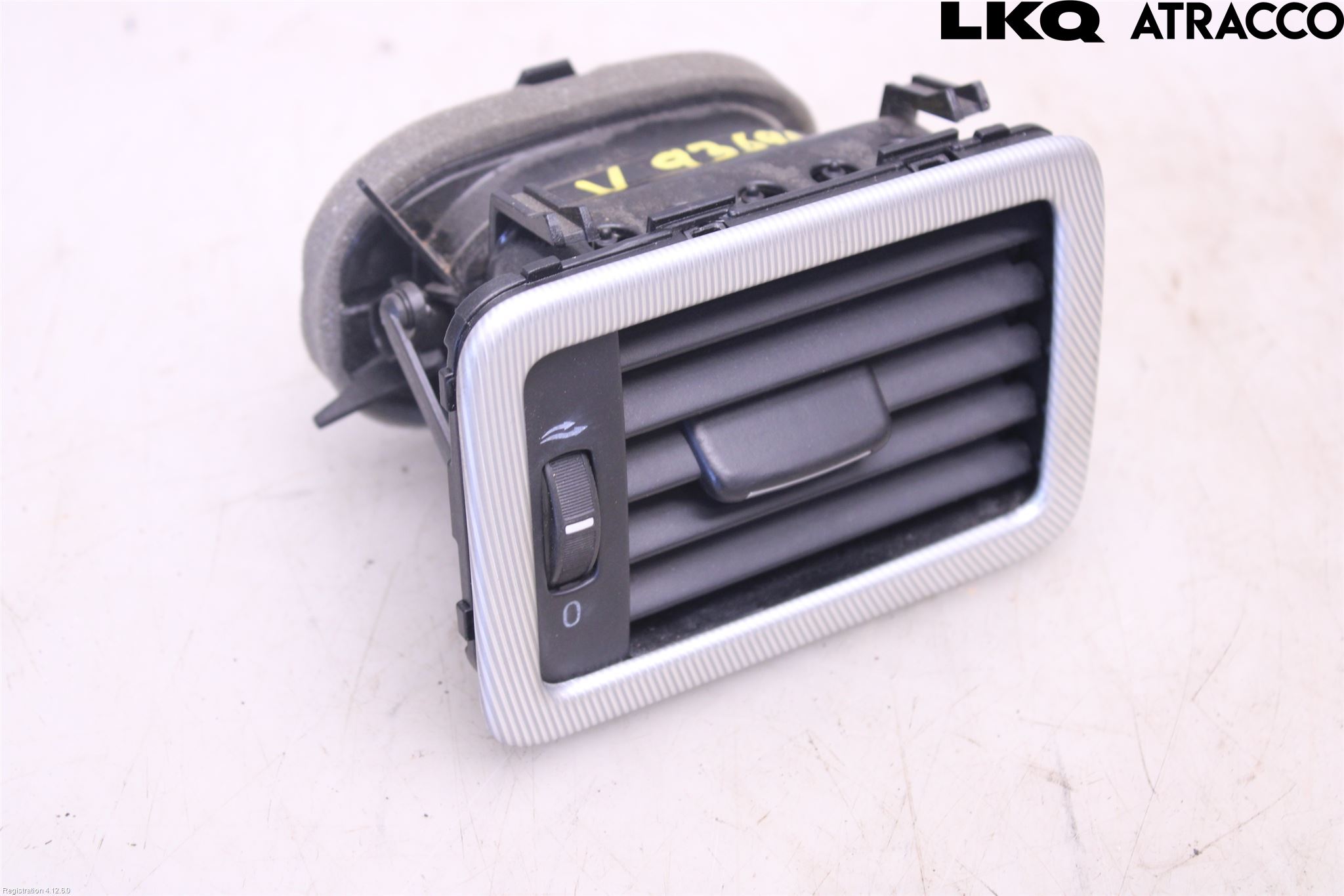 Volvo V70 08-13 Defrosterkanal-Munstycke