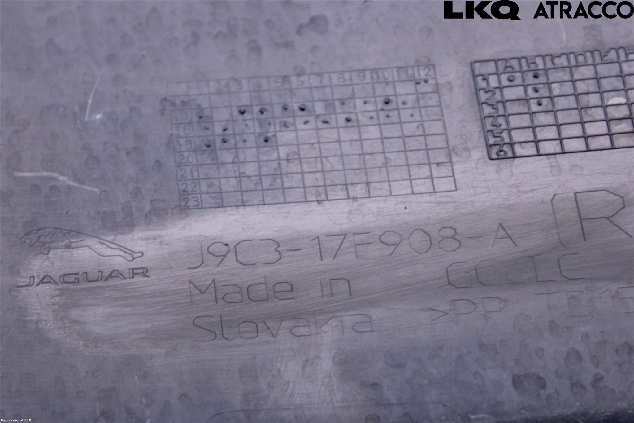 Jaguar E-PACE 17- Stötfångardel Fram Hö