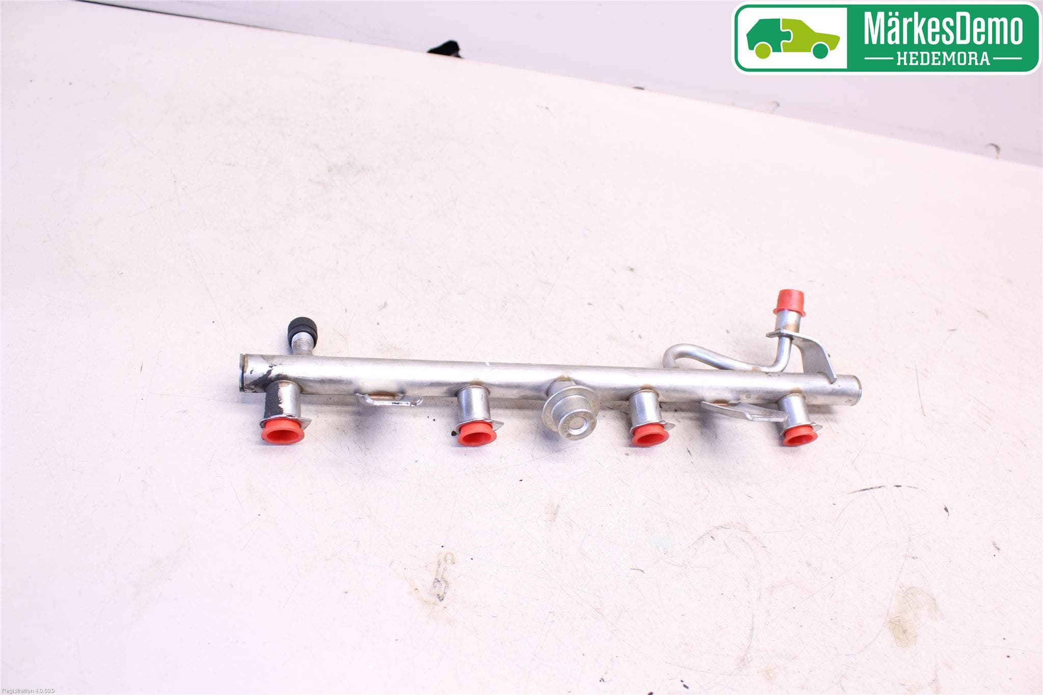 Mercedes-Benz MB E-KLASS (W211) 02-09 Inj. Fuelrail