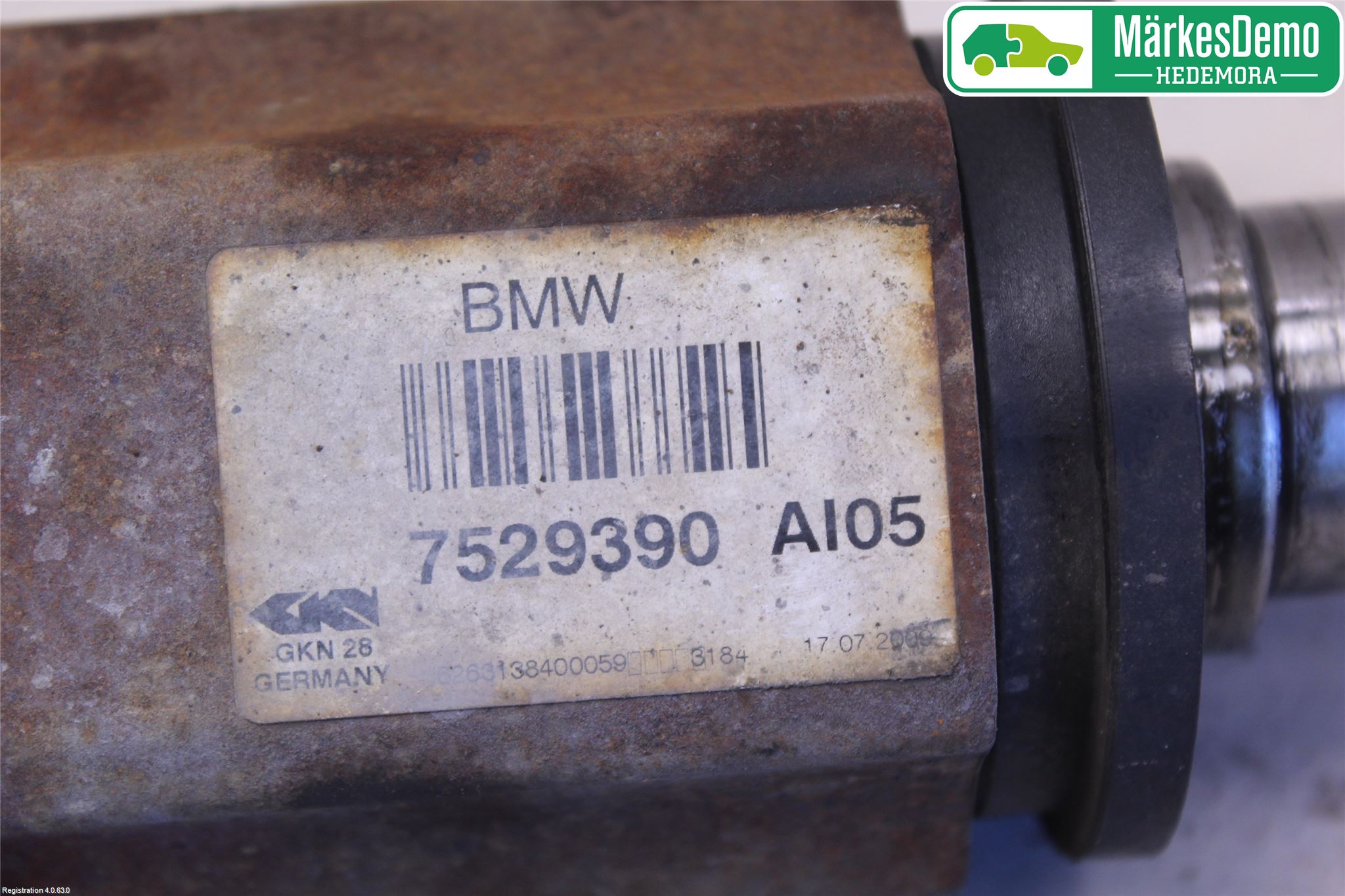 BMW 3 E90/91 SED/TOU 05-12 Drivaxel Fram Höger