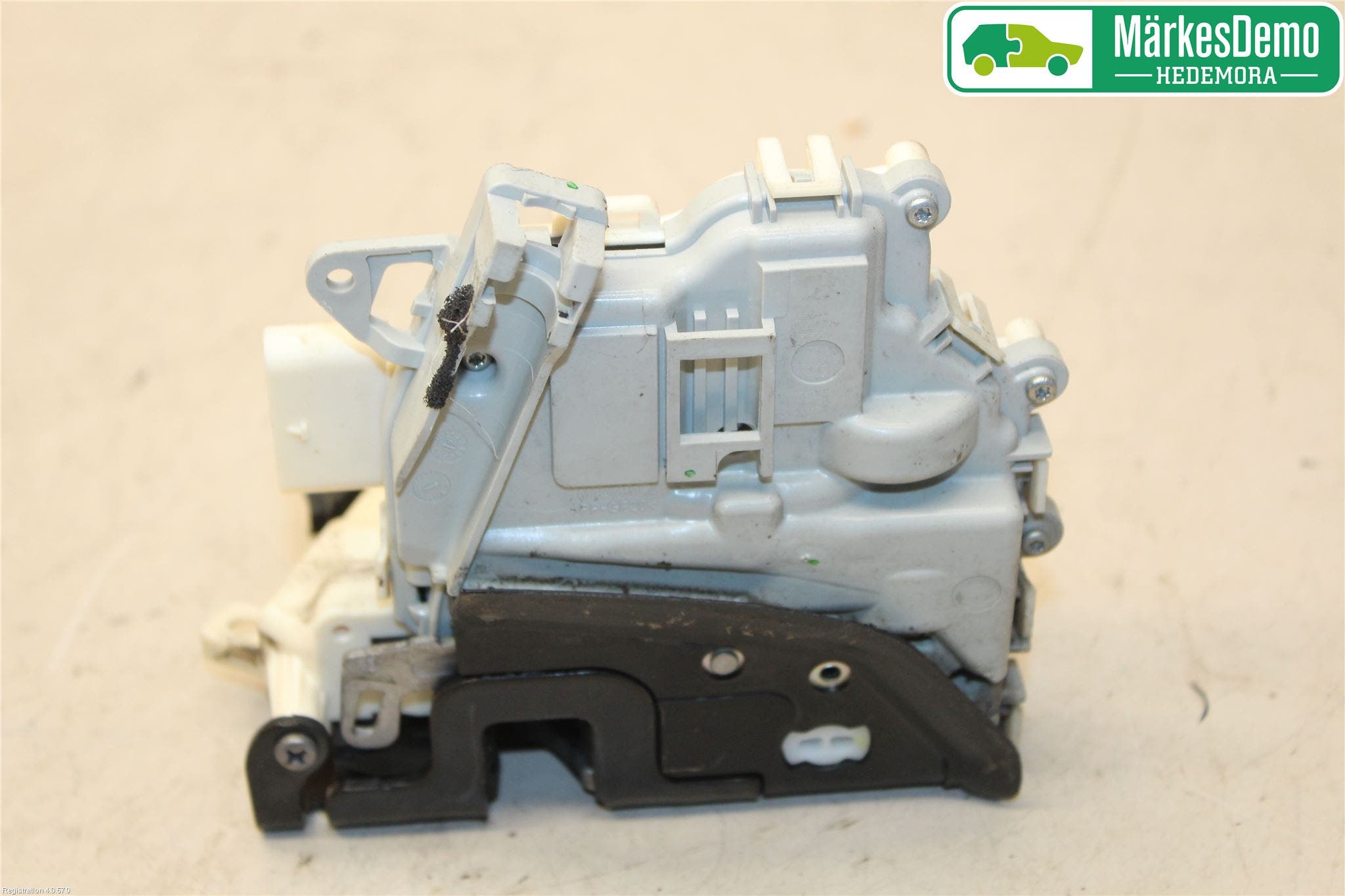 Audi A4 12-15 Låskista-Dörrlås