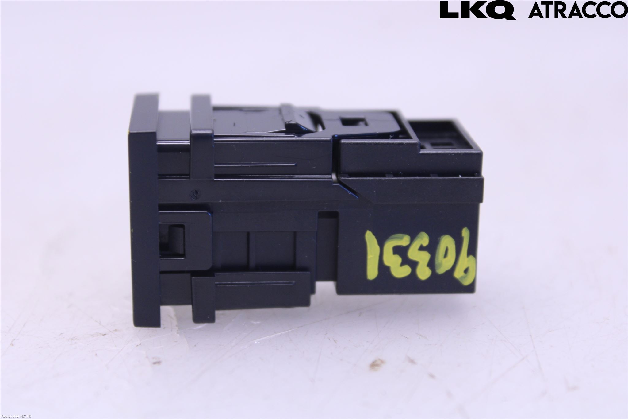 Toyota YARIS CROSS XP21 21- Usb Connection