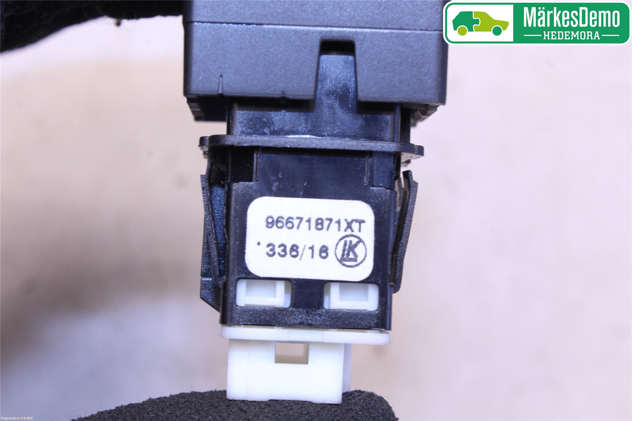 Peugeot PARTNER 16-18 Strömställare Övrigt