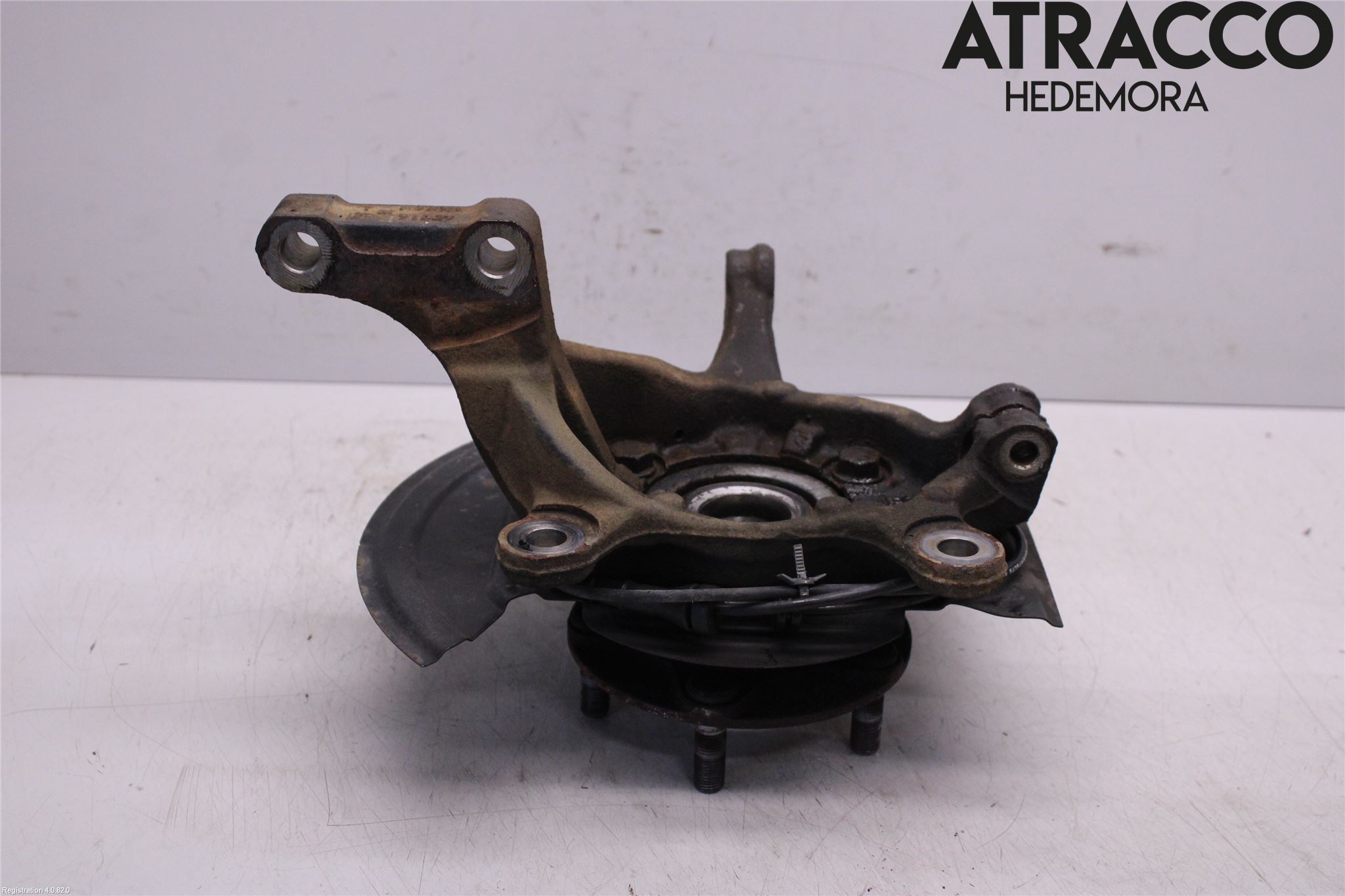 Nissan PULSAR Styrspindel Lagerhus Hö