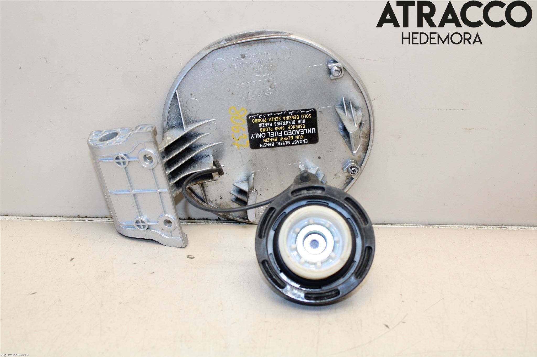 Kia SPORTAGE (SL) 11-15 Tanklucka