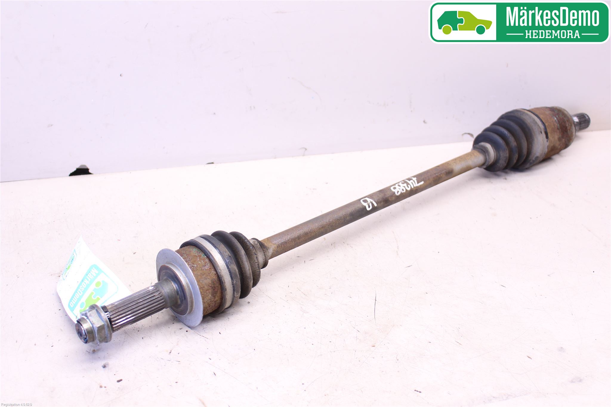 Subaru LEGACY    04-06 Drivaxel Bak Vänster