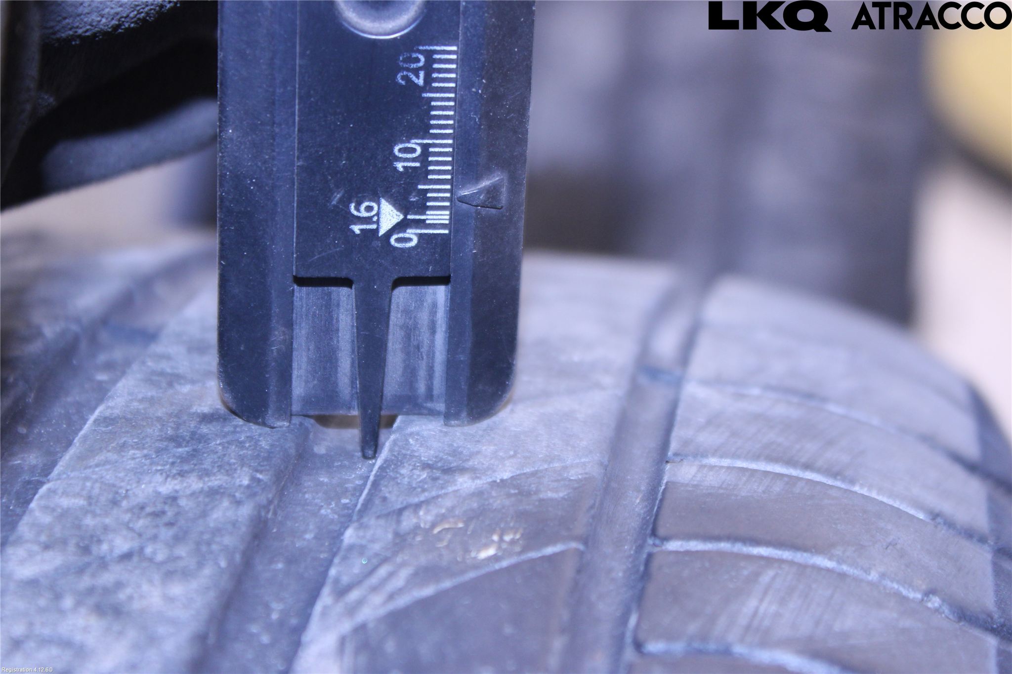 Peugeot 208/E-208 20- Sommardäck Alumfälg 4St