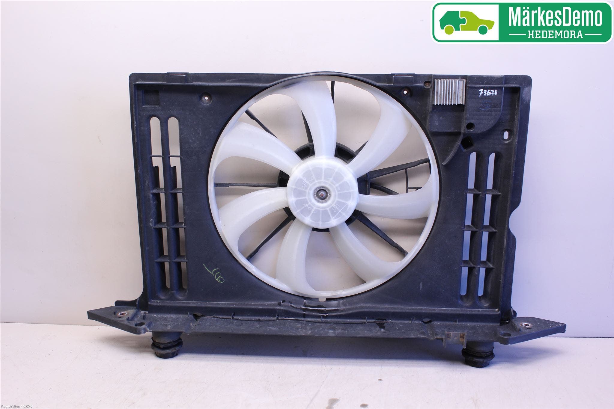 Toyota AVENSIS 09-15 Kylfläkt El