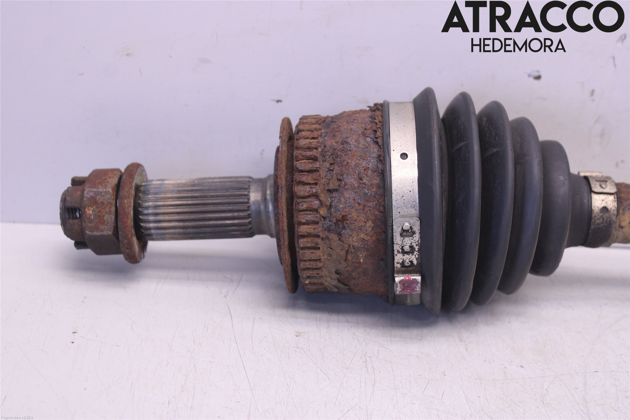 Kia CERATO Drivaxel Fram Vänster