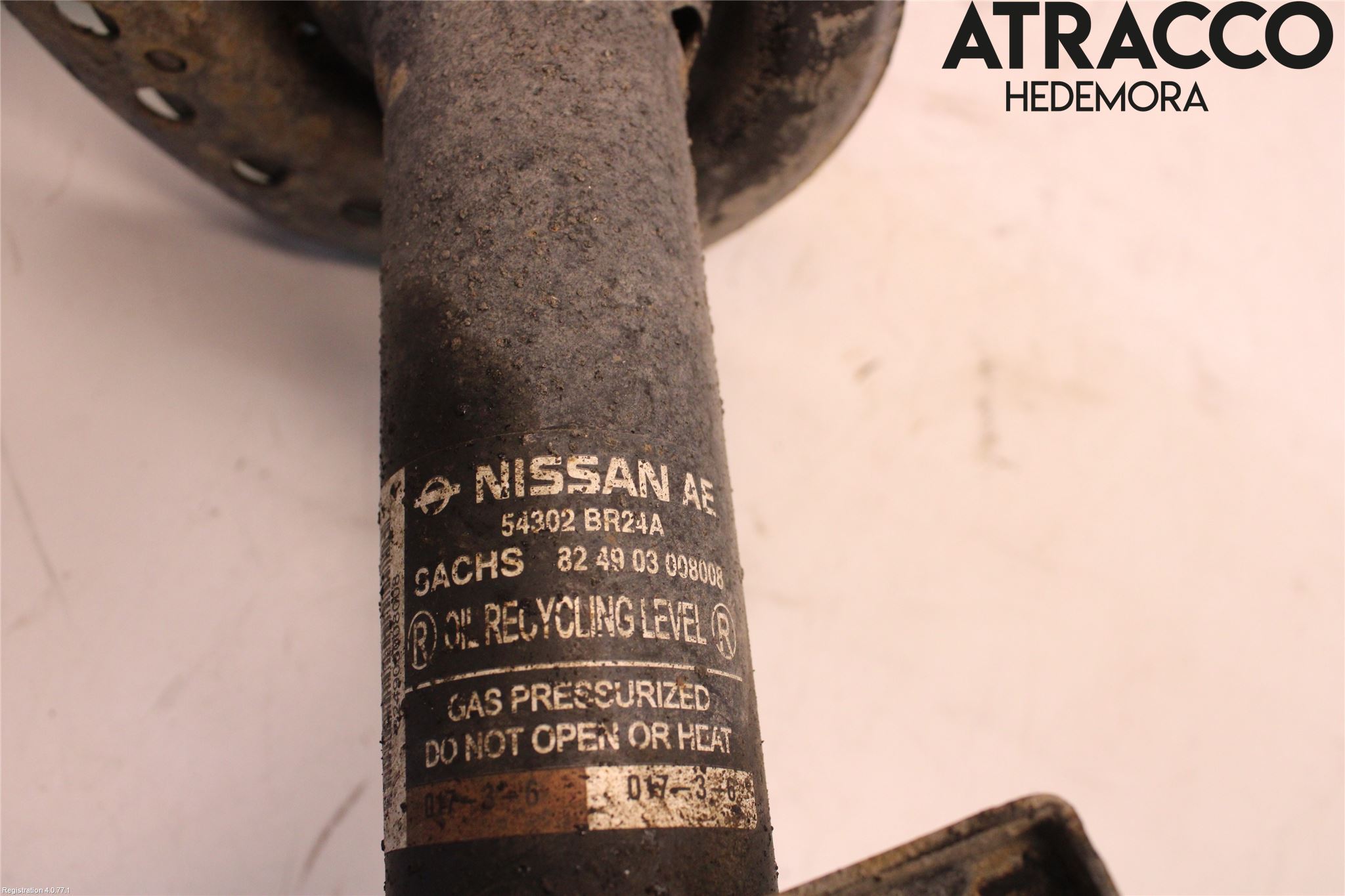 Nissan QASHQAI+2  10-14 Fjäderben Fram Höger