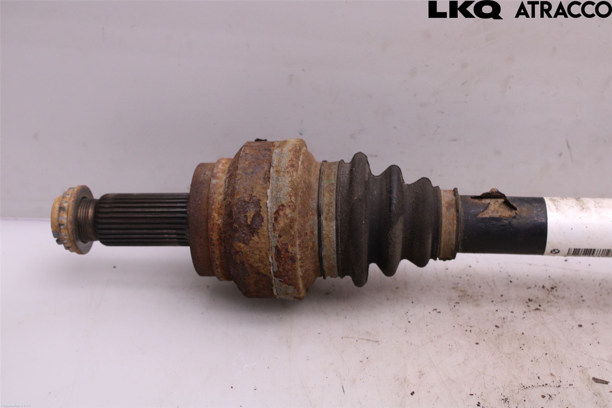 BMW X6 F16 14-19 Drivaxel Bak Vänster