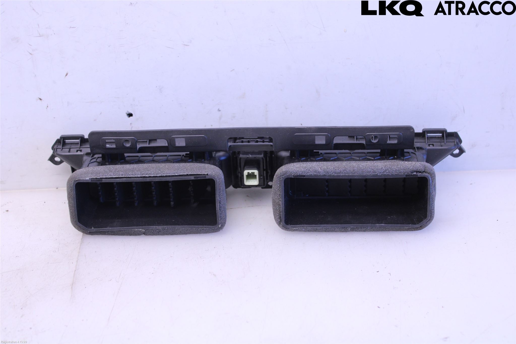 Kia NIRO (DE) 17-22 Defrosterkanal-Munstycke
