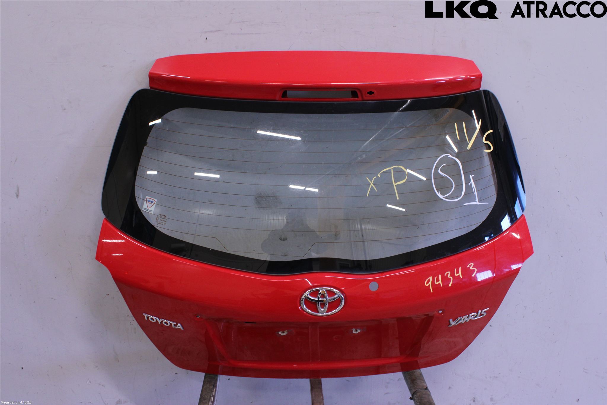 Toyota YARIS XP130 15-20 Baklucka Cc-Kombi-Sedan