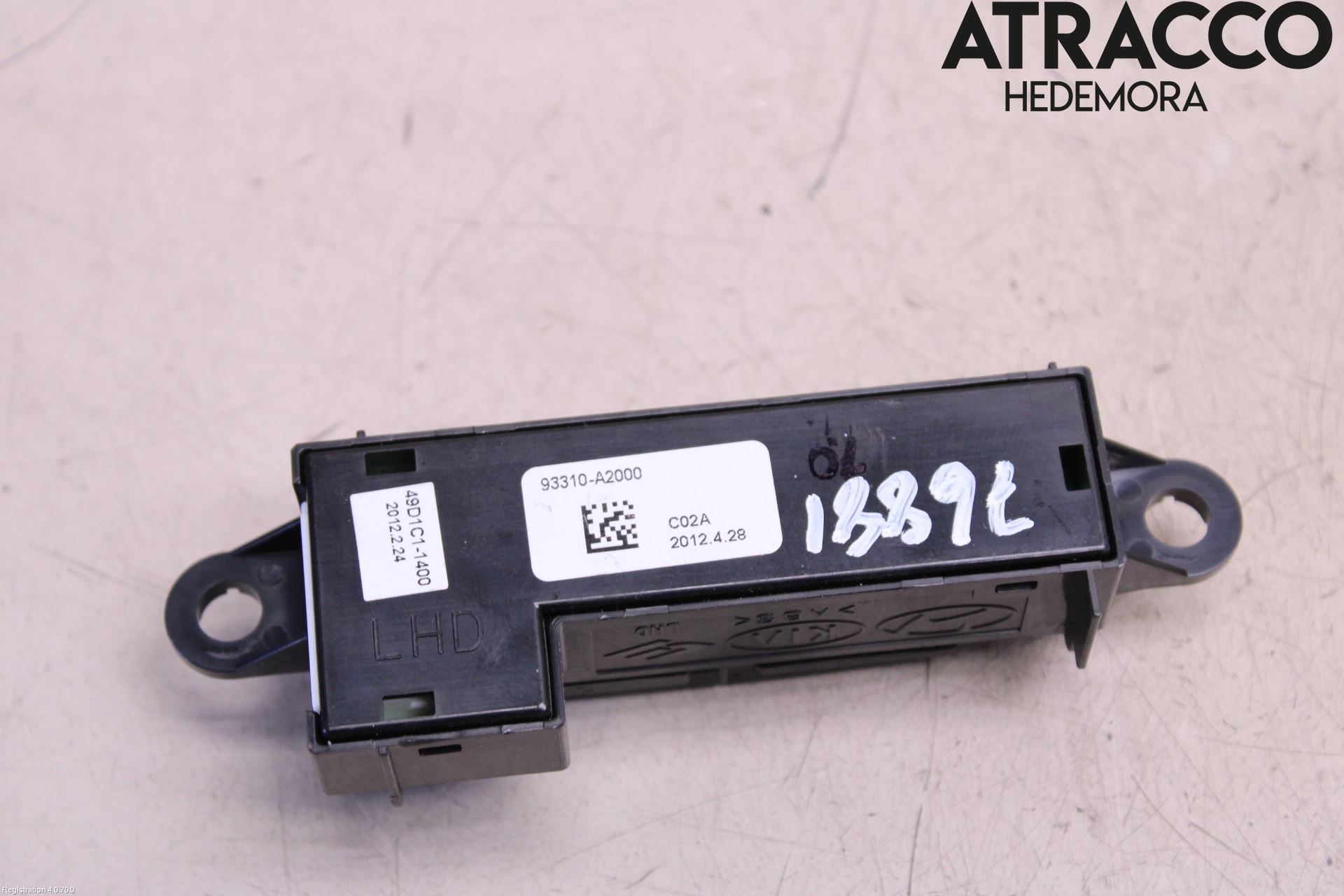 Kia CEED 12-18 Strömställare Parkeringshjälp