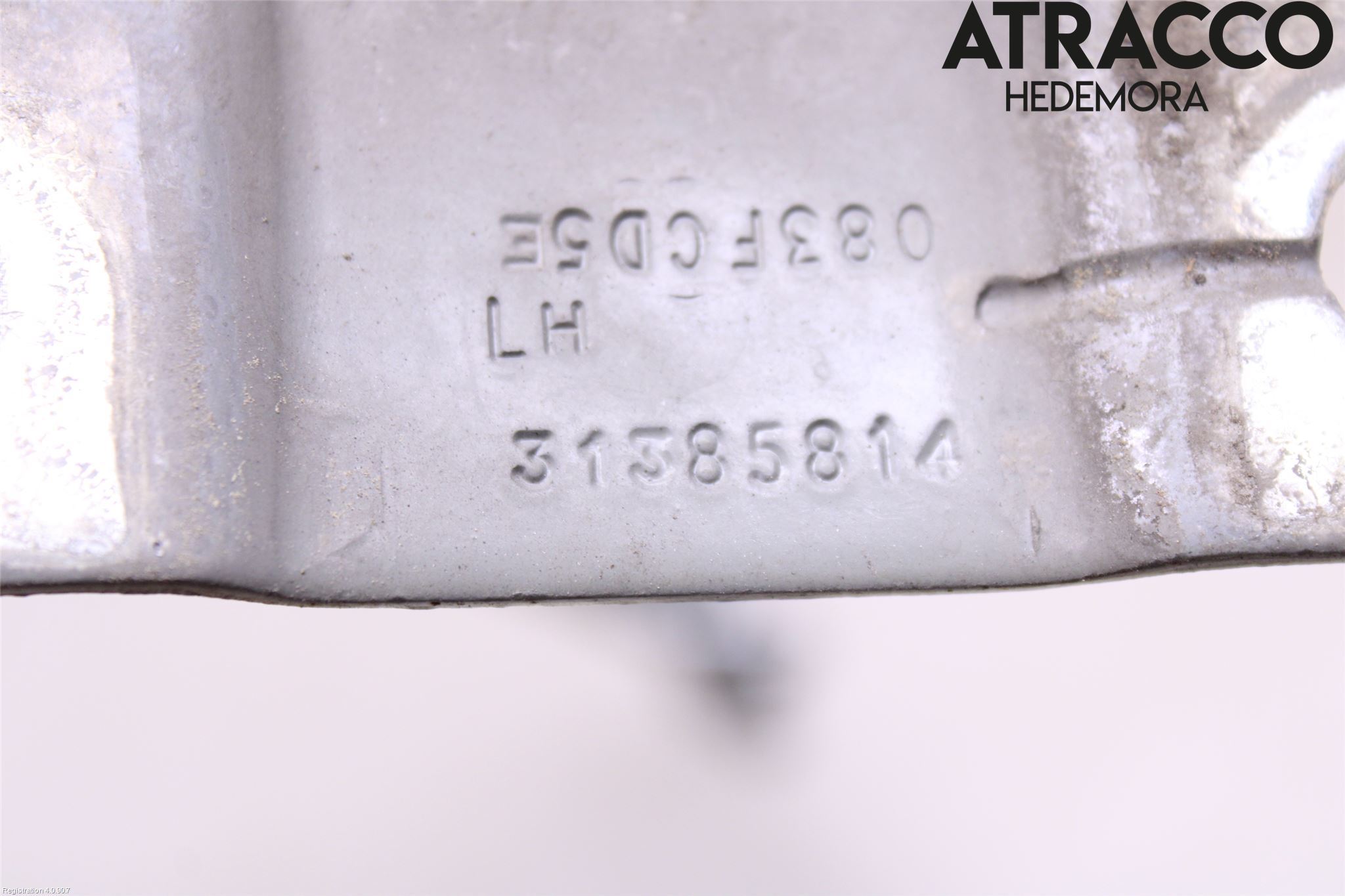 Dodge PICK UP RAM 81- Huvgångjärn