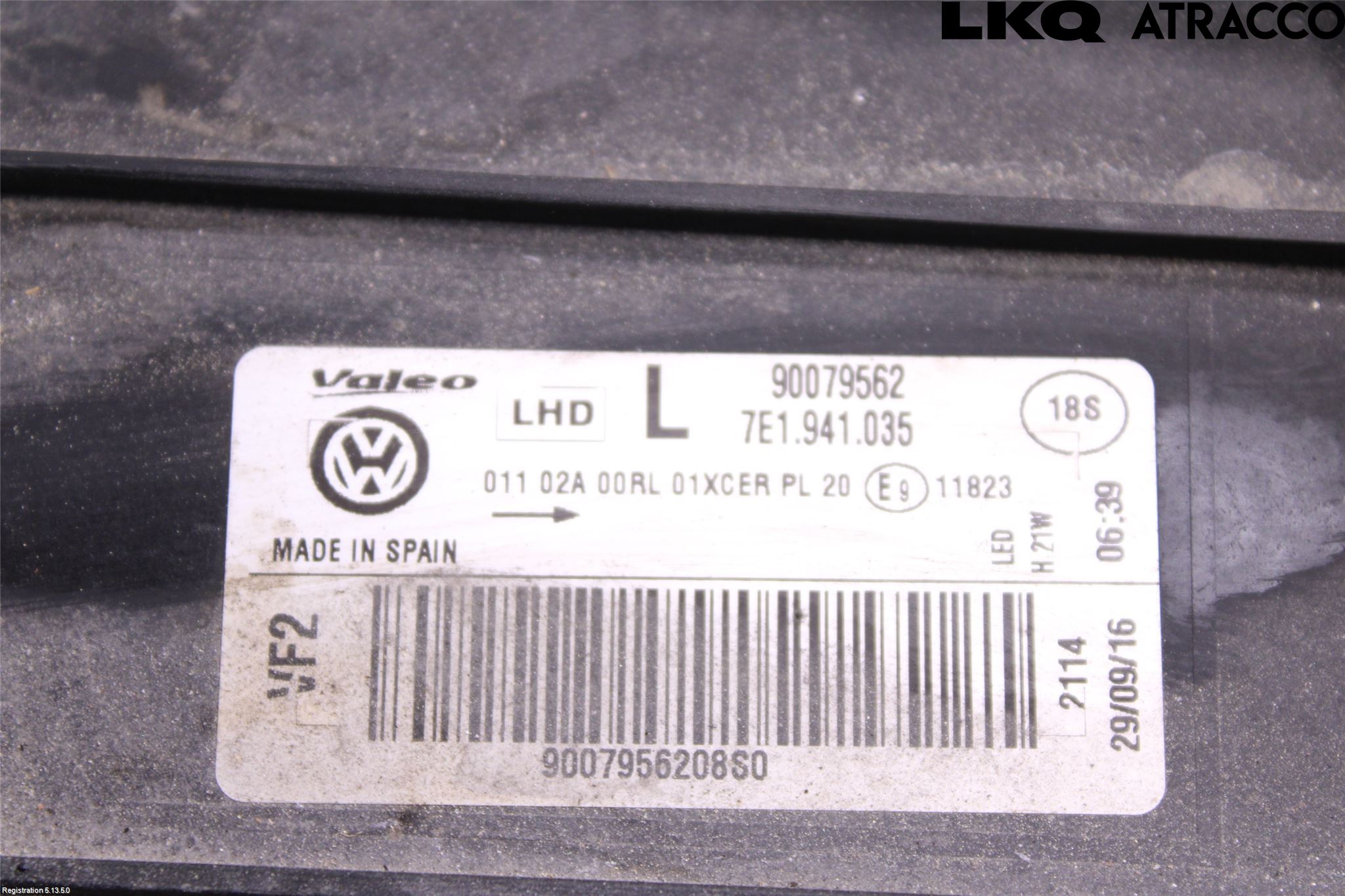Volkswagen VW TRANSP/CARAVELLE (T6) 16-22 Strålkastare Vänster