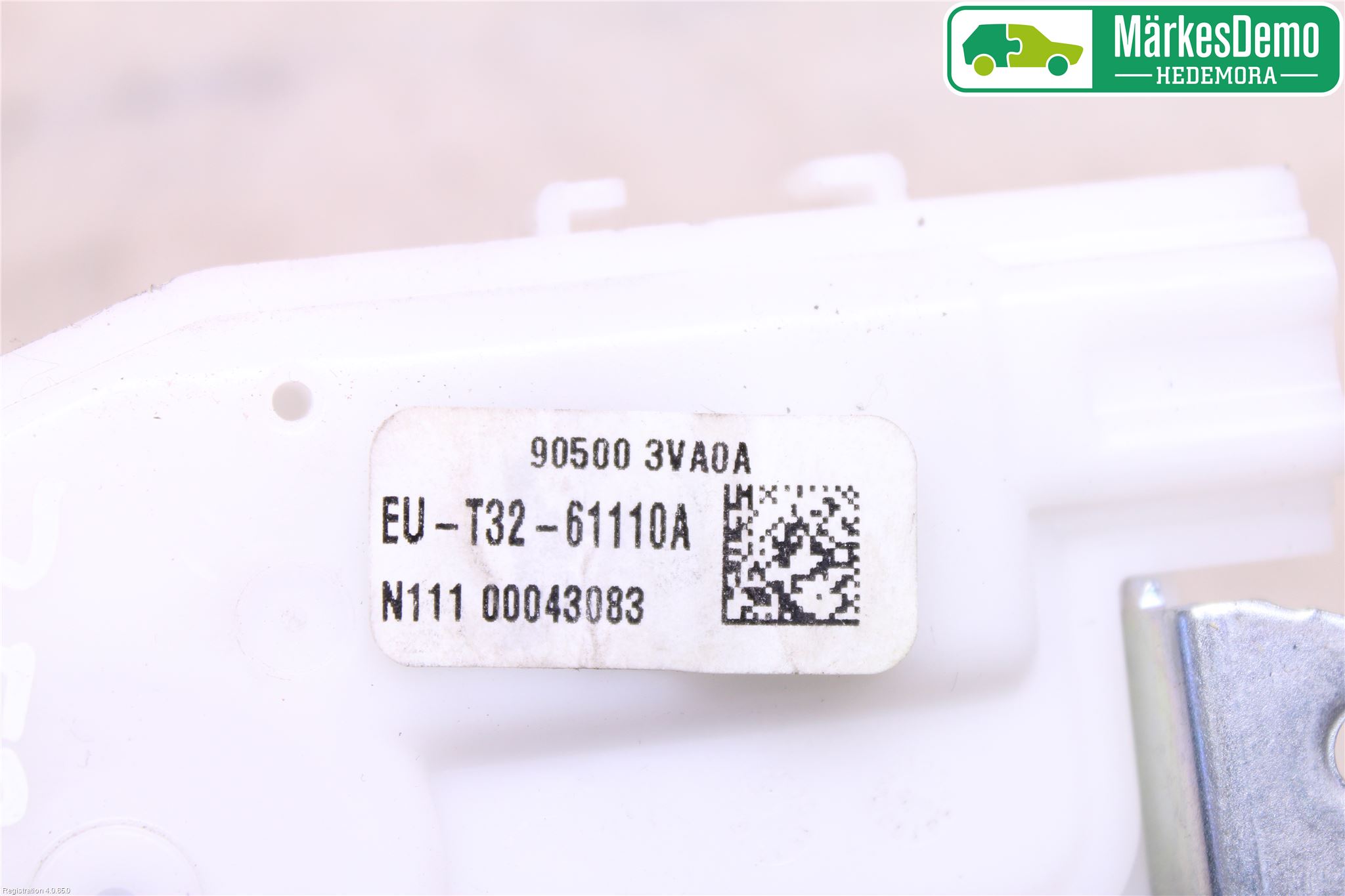 Nissan NOTE E12 14-20 Låskista Baklucka