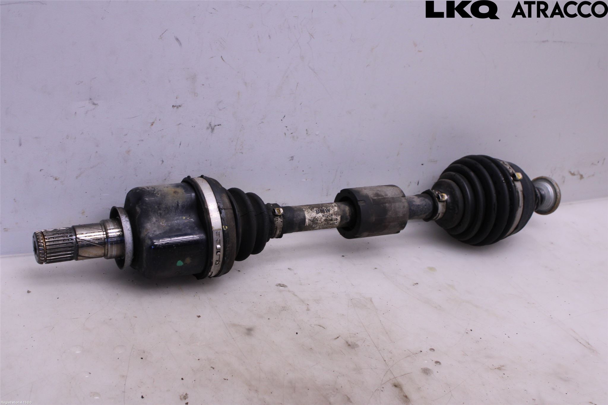 BMW X2 F39 18-23 Drivaxel Fram Vänster