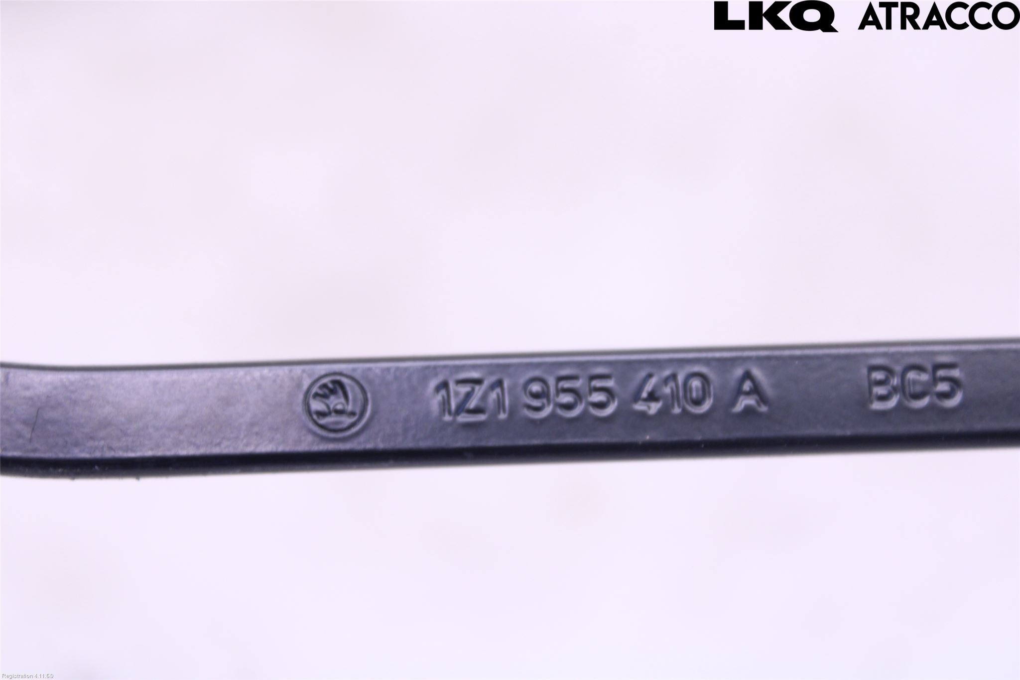 Skoda OCTAVIA (1Z) 05-13 Torkararm Armar Vindruta