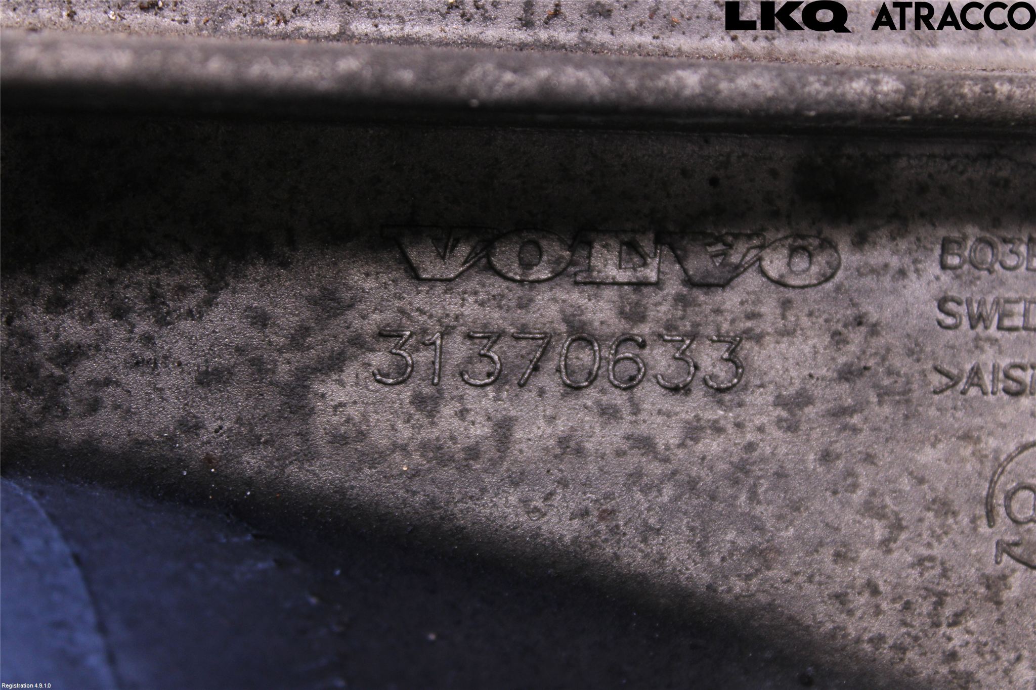 Volvo V90 17->> Motorfäste