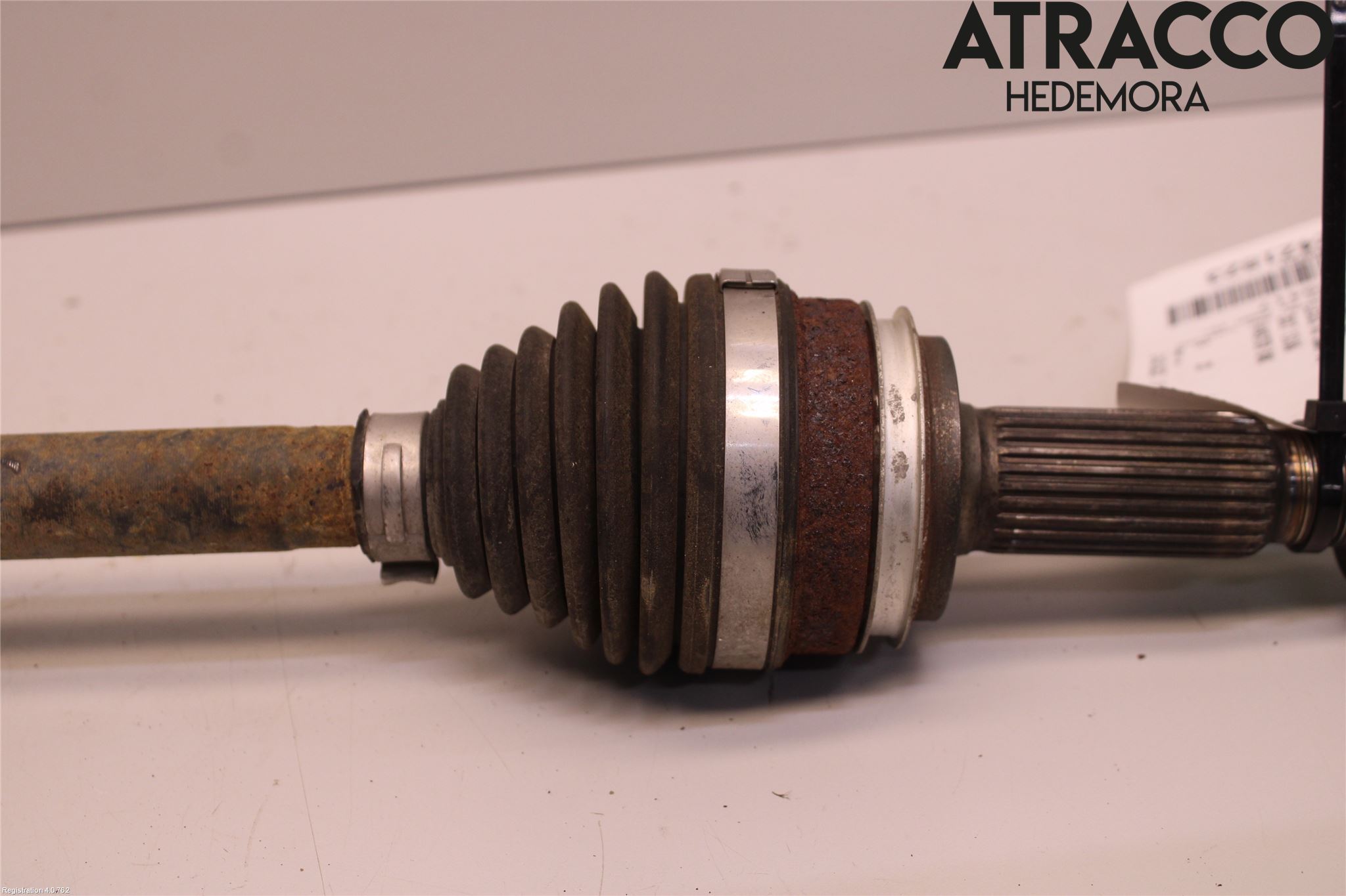Lexus NX 300h 15-21 Drivaxel Bak Vänster