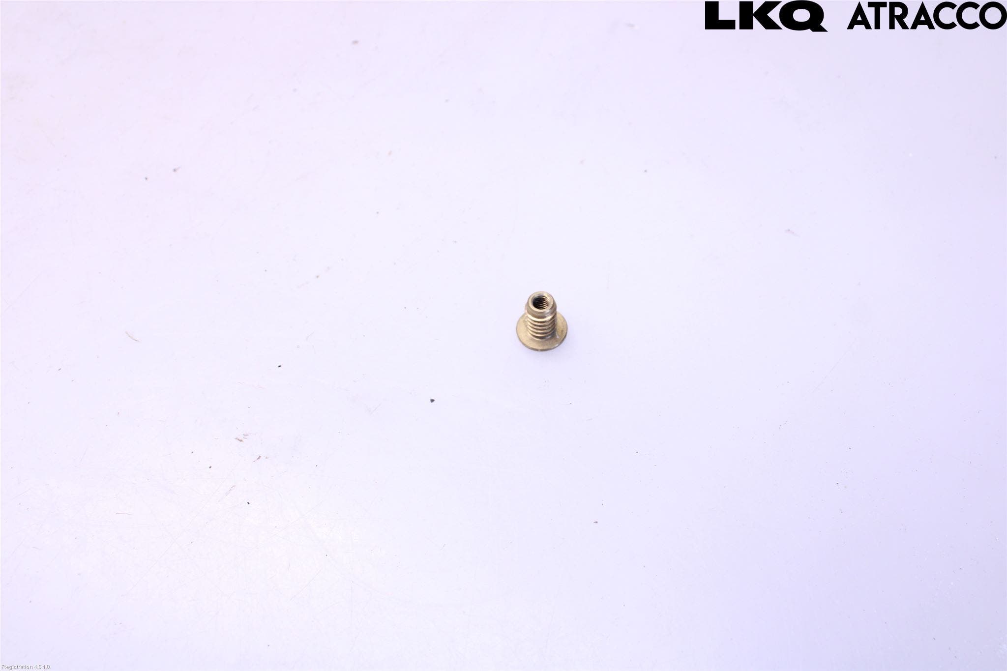 Volvo V70 14-16 Bakljus Lucka Vä