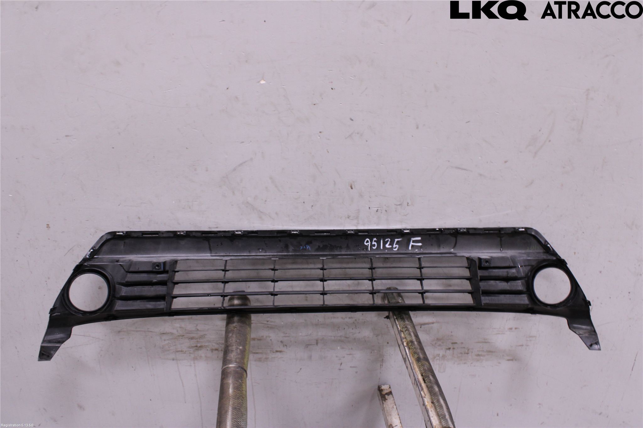 Toyota PRIUS ZVW30 09-20 Stötfångardel Fram Mitt
