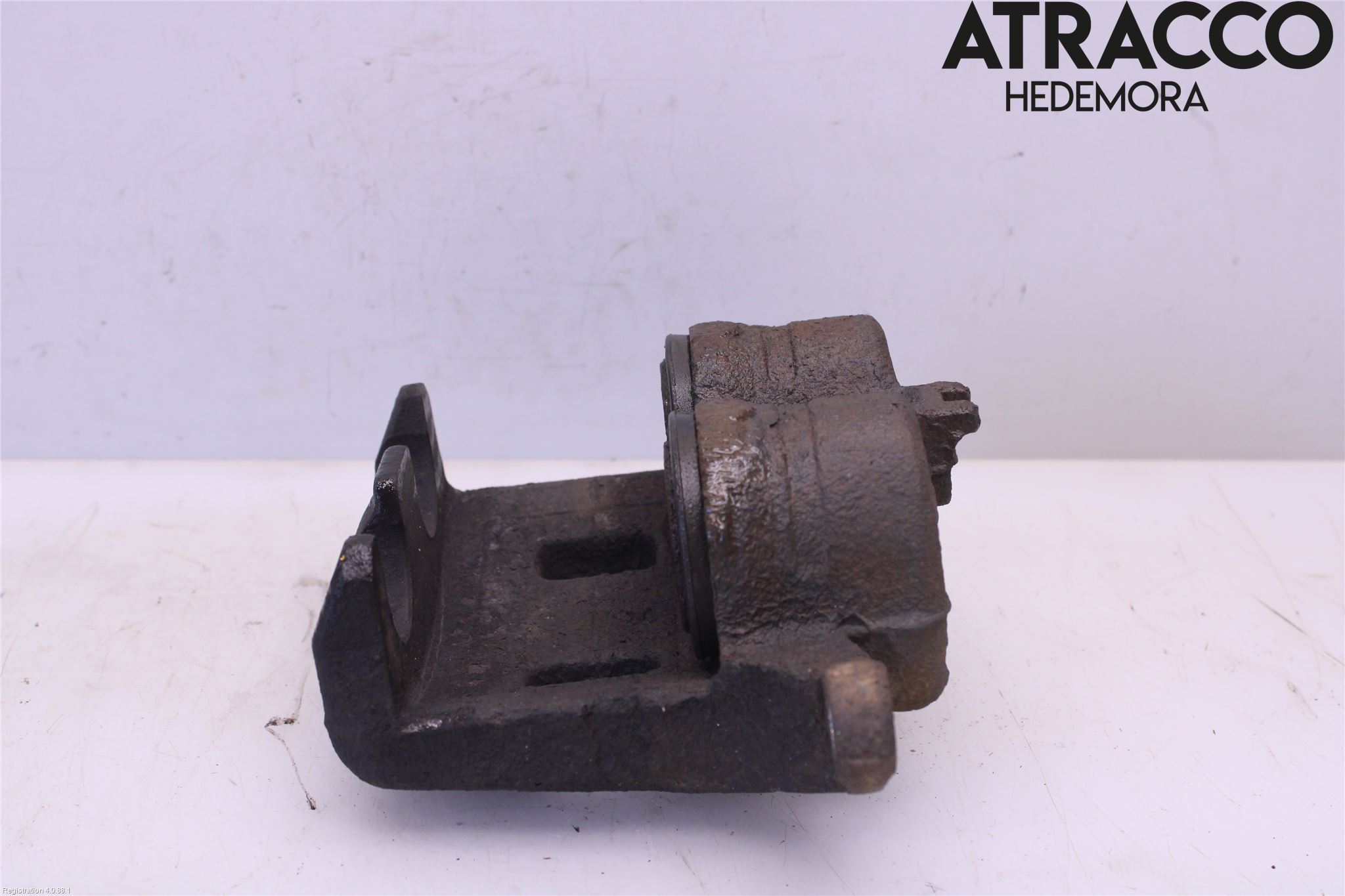 Nissan NAVARA 05-16 Bromsok Fram Höger
