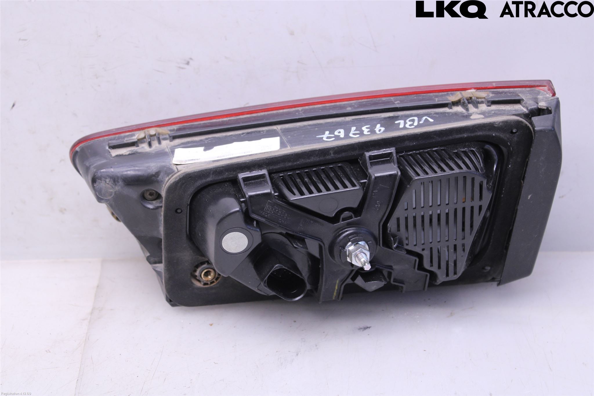 Audi A6 ALLROAD 12-18 Bakljus Lucka Vä