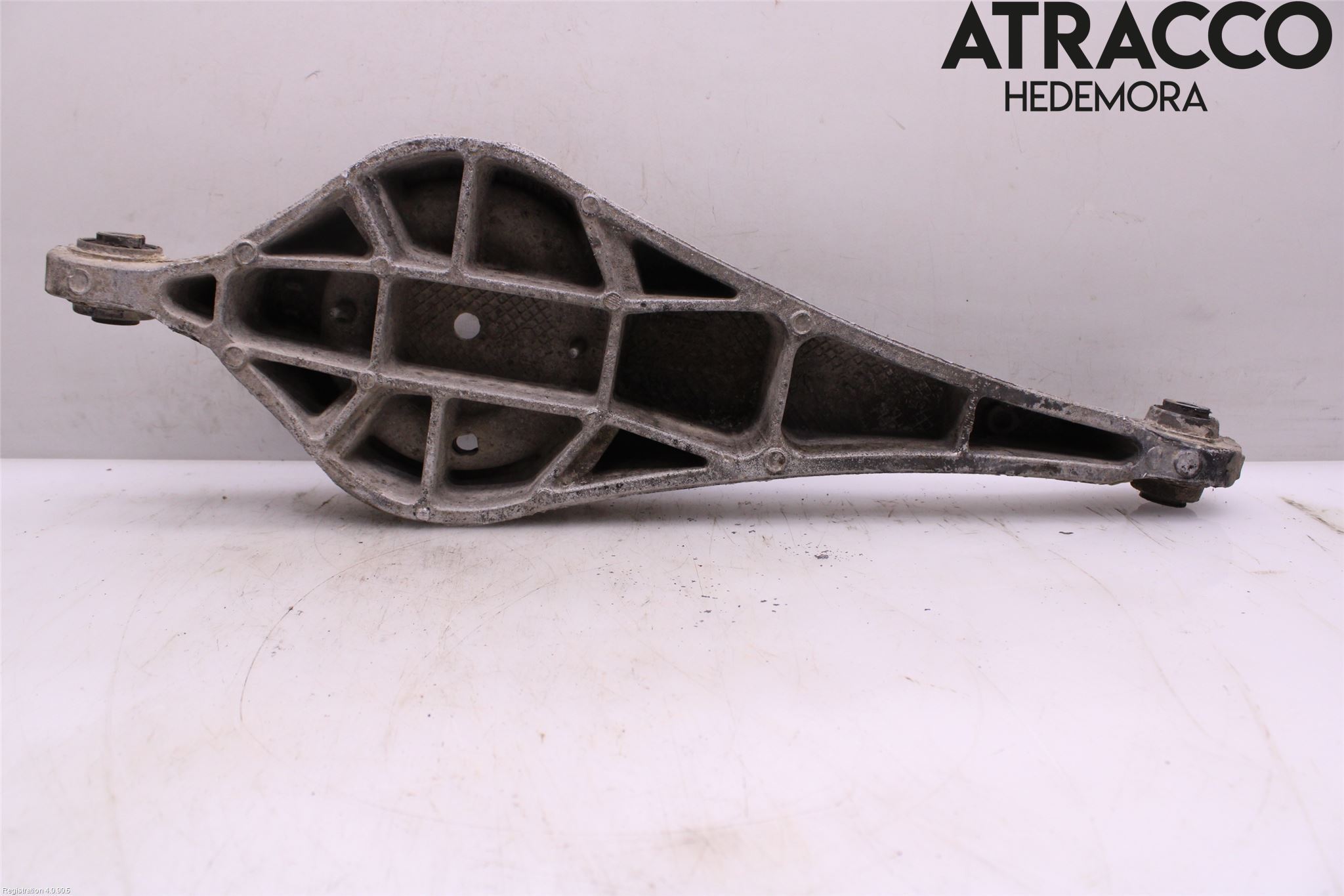 Volvo XC60 14-17 Bärarm Bak Höger