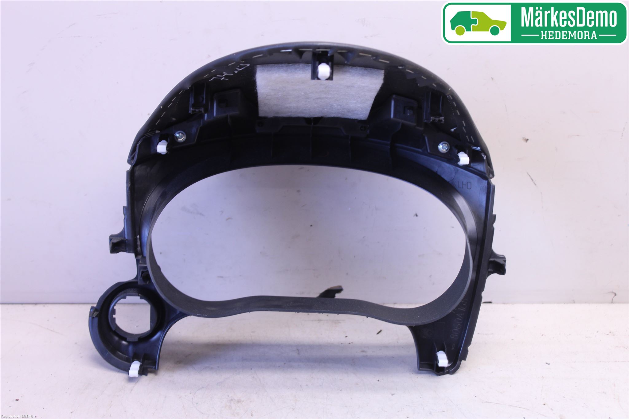 Mitsubishi OUTLANDER 13-21 Instrumentsarg