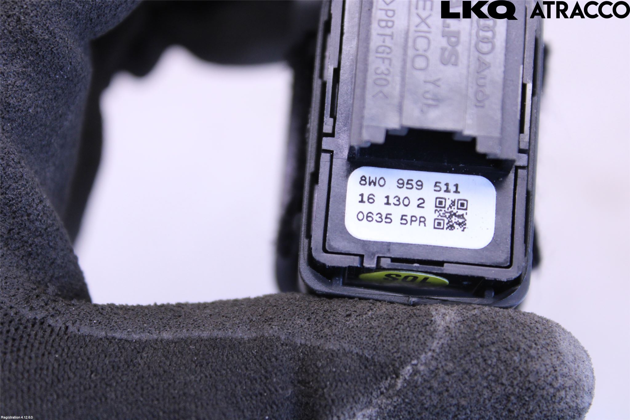 Audi A4/S4 B9 16-19 Strömställare Dragkrok