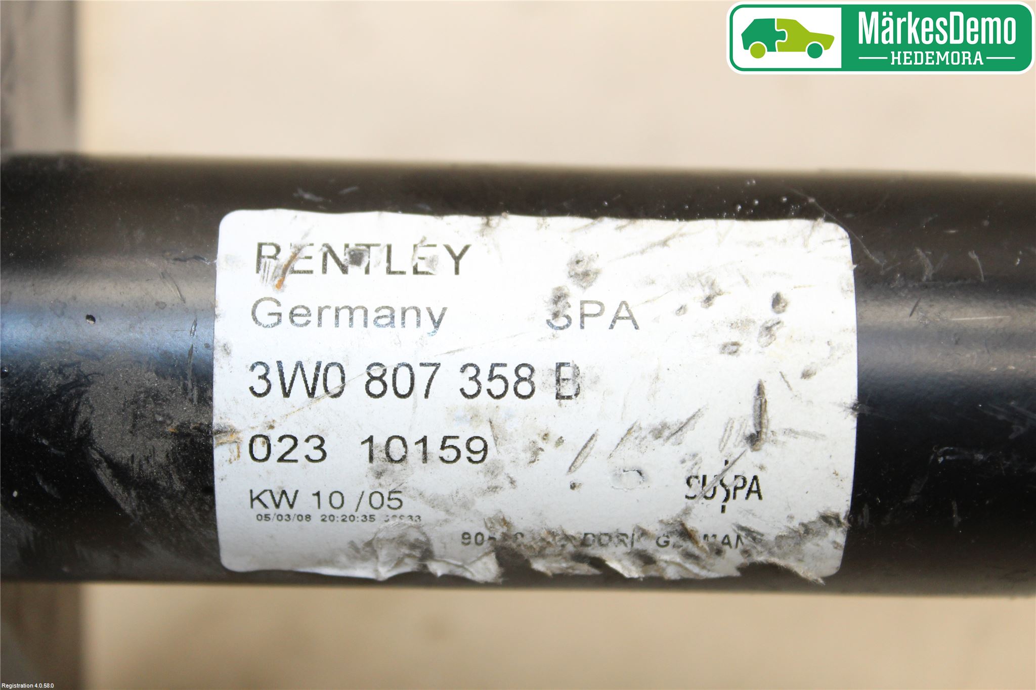 Bentley  Stötfångarbärjärn Bak