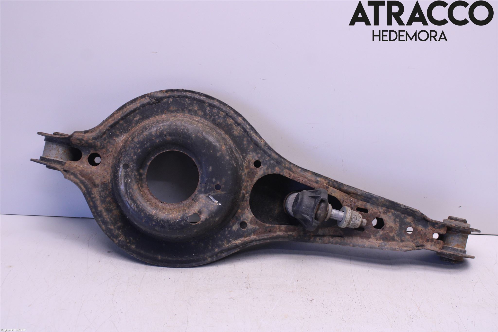 Ford FOCUS 15-18 Bärarm Bak Höger