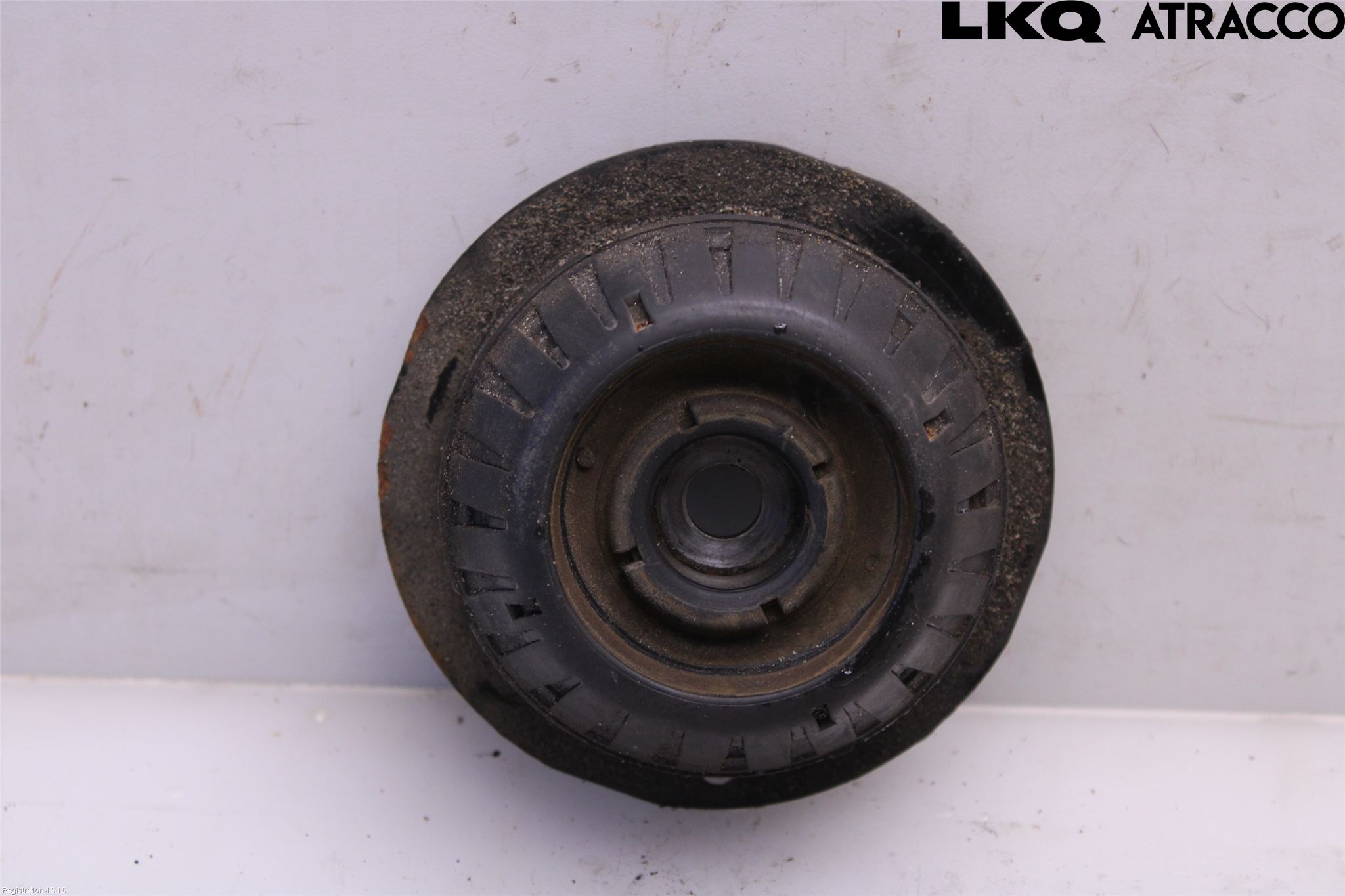 Toyota YARIS XP130 12-14 Fjäderbenslager Fram