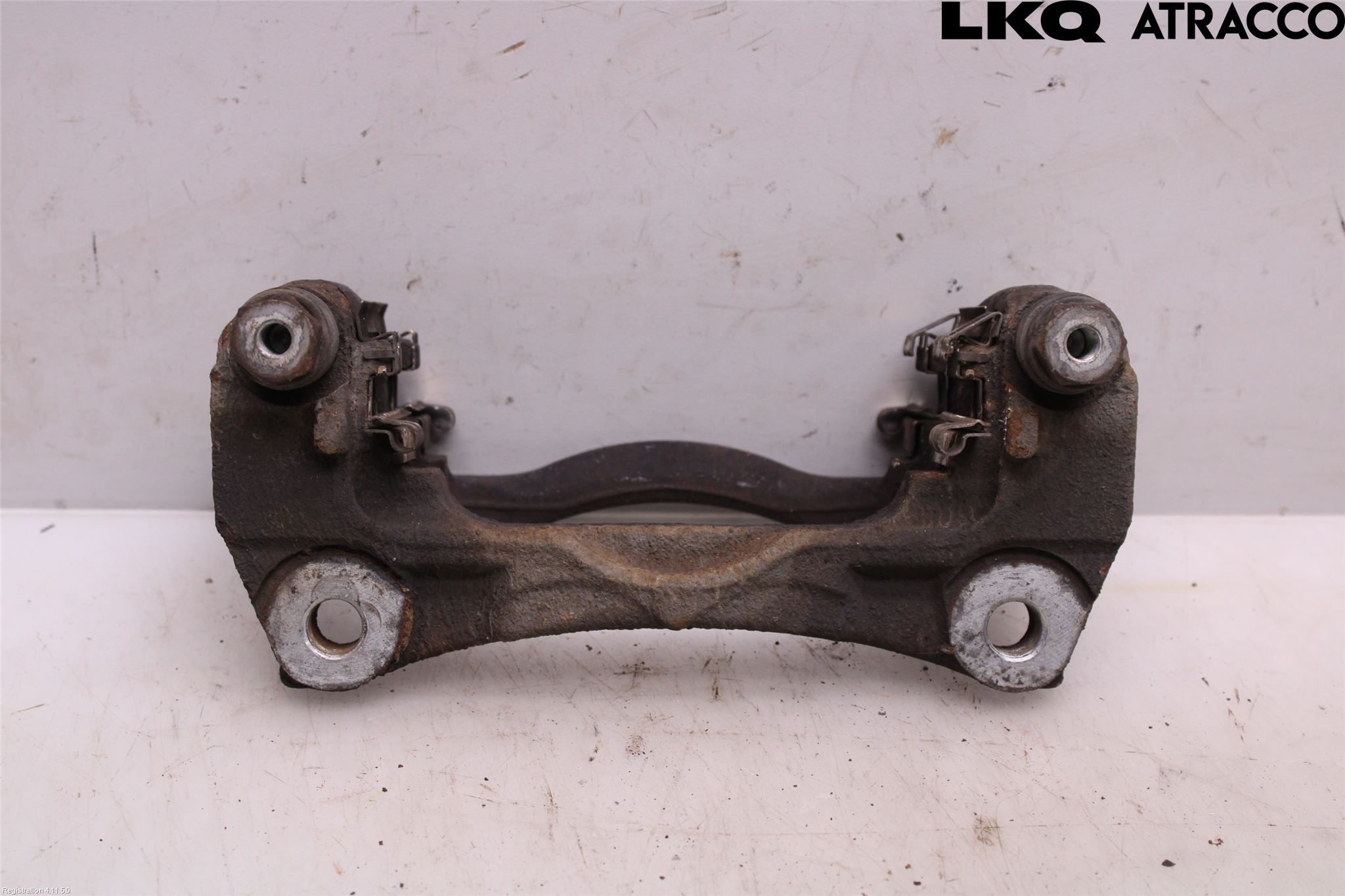 Mazda CX-30 20- Bromsokshållare