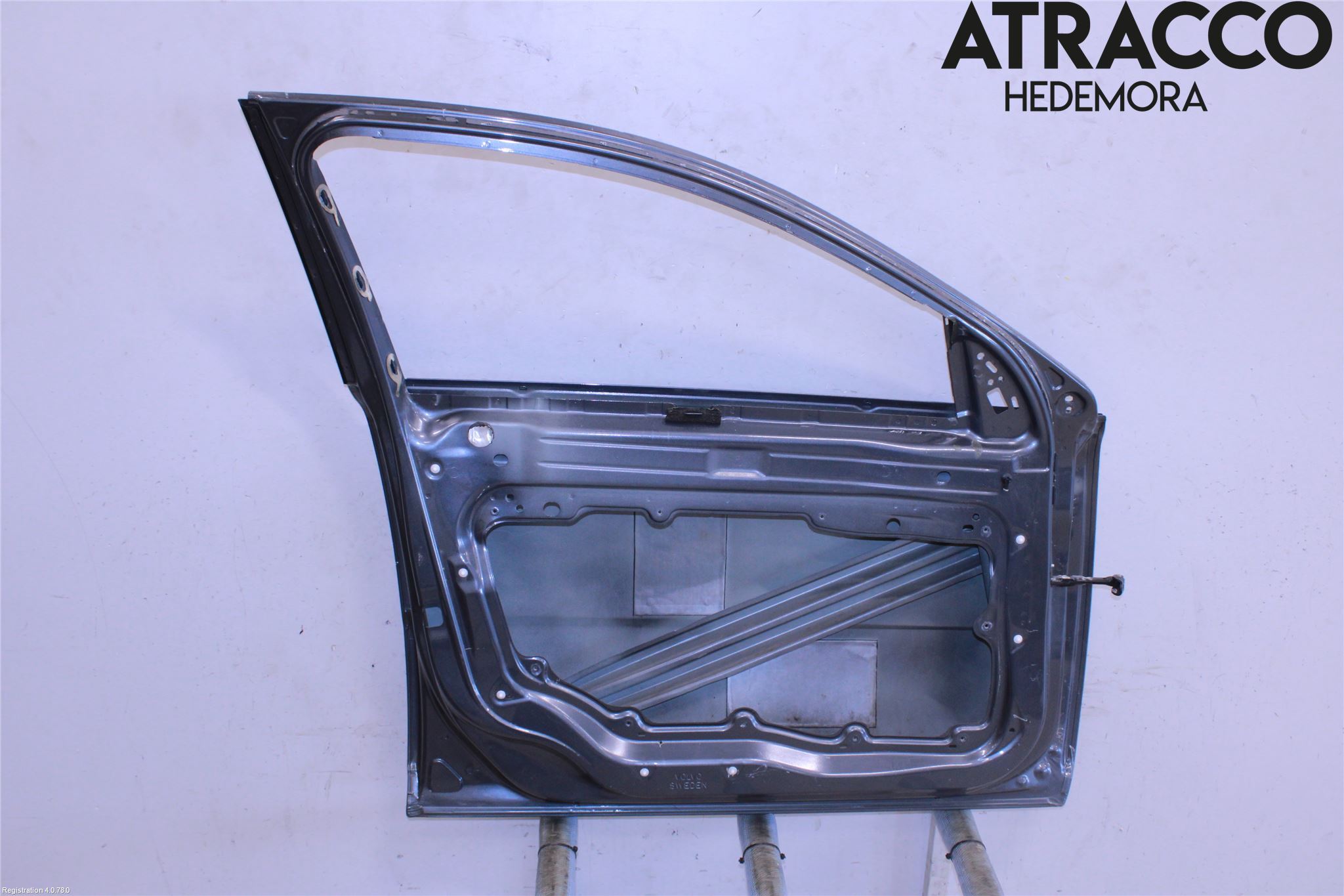 Volvo V70 08-13 Dörr Fram Vänster