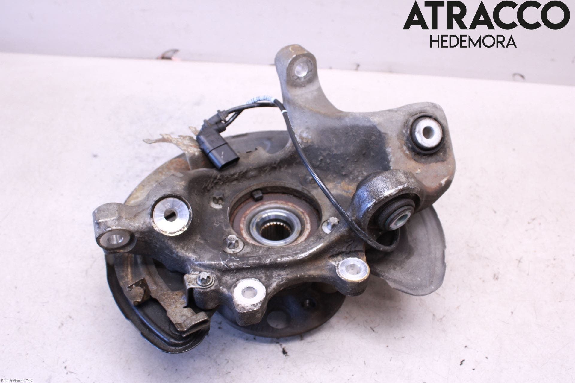 Mercedes-Benz MB E-KLASS (W213) 16-23 Hjullagerhus-Spindel Vä B