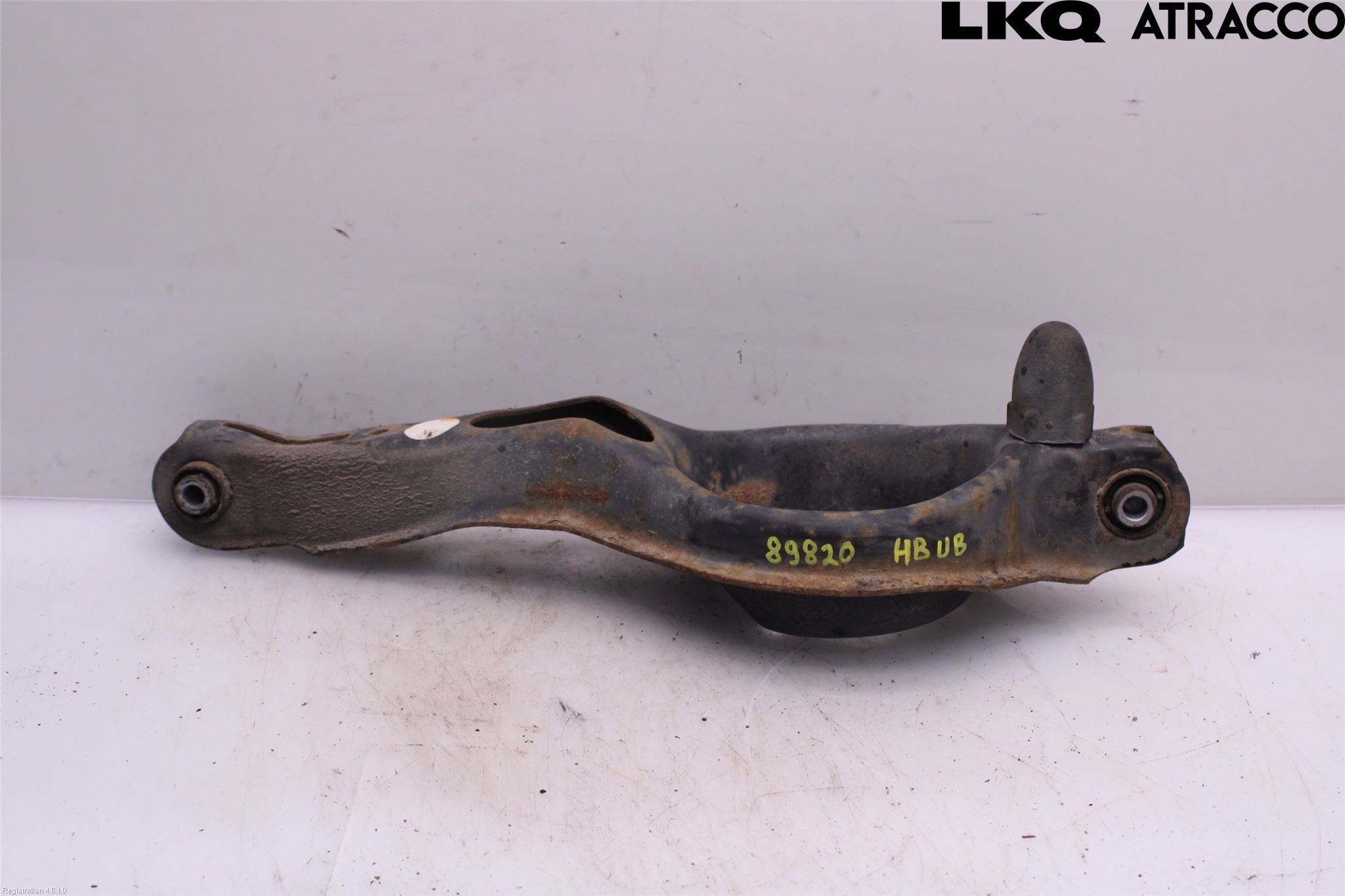 Volvo V40 12-19 Bärarm Bak Höger